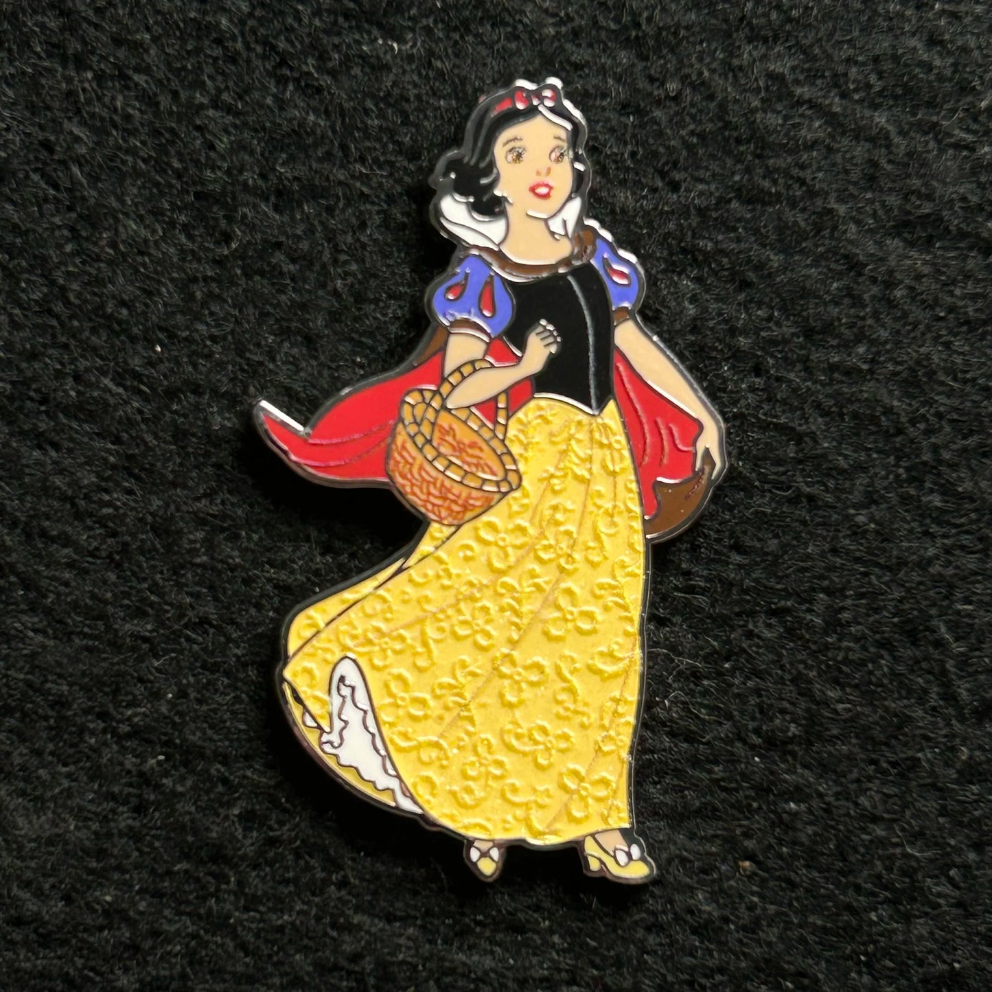 2023 - Snow White - Princess - Full Body - Detailed Dress Series - Disney Pin