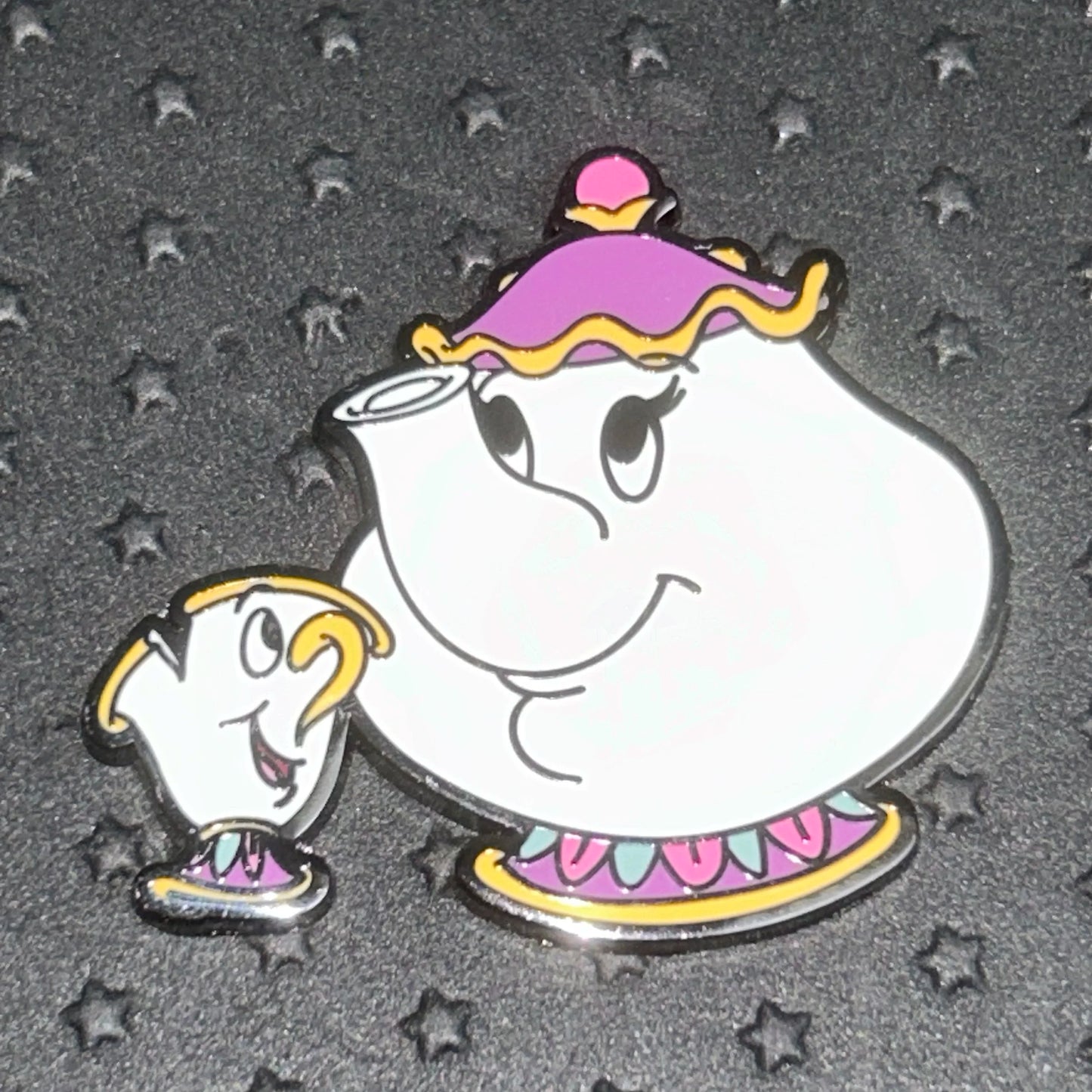 2022 - Loungefly - Chip and Ms Potts - Beauty and the Beast - Disney Pin
