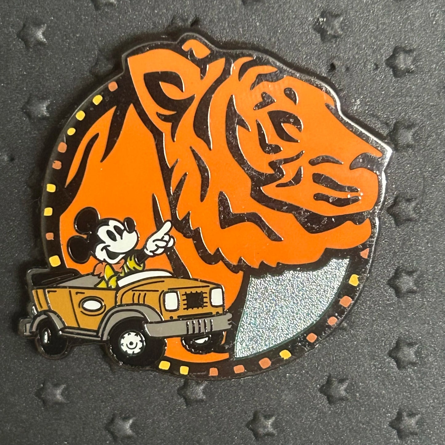 2023 - Mickey Mouse - Tiger - Safari - LR - DAK - 25th Anniversary- Mystery Disney Pin