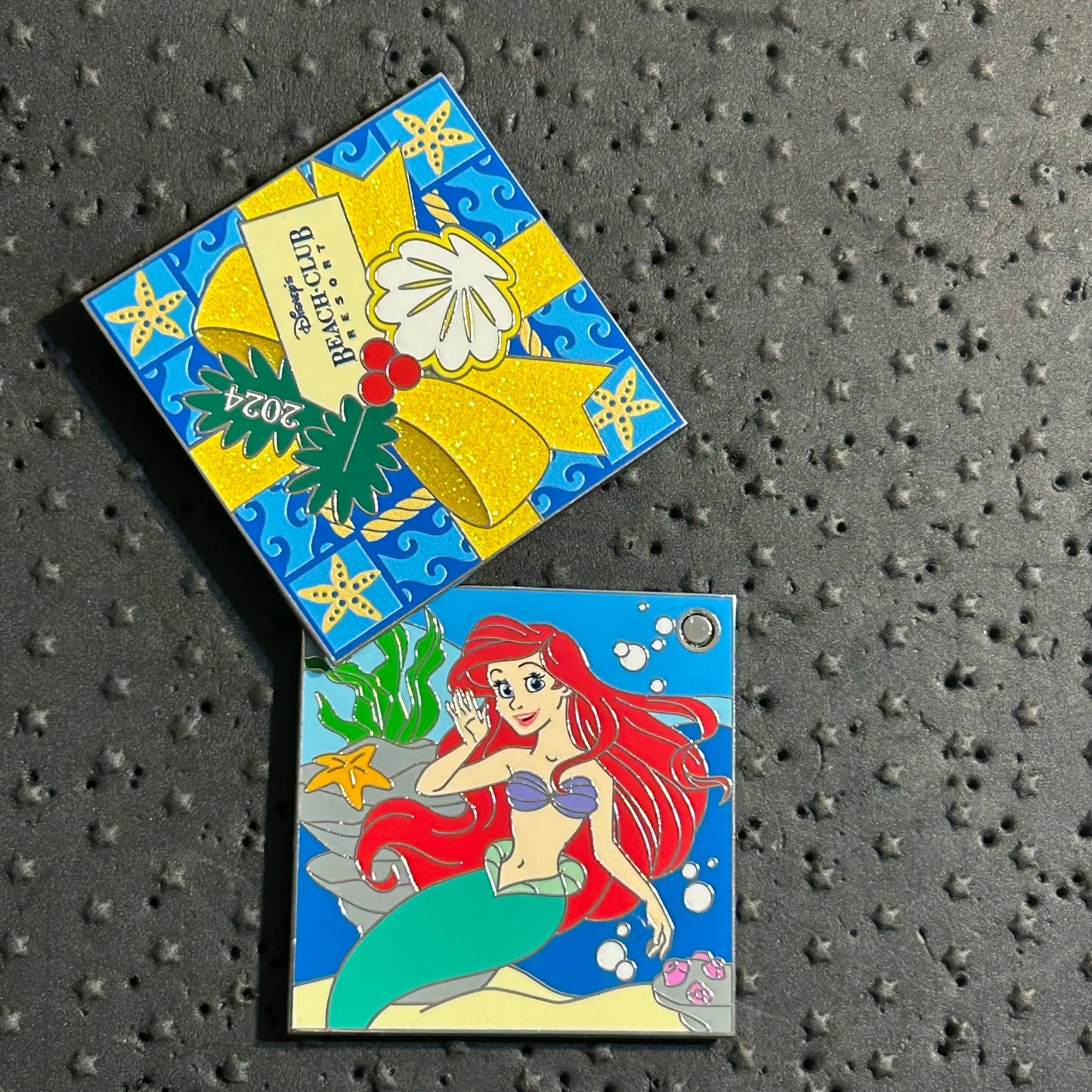 2024 - Ariel - The Little Mermaid - Christmas Gift - LE 2,000 - Disney Pin