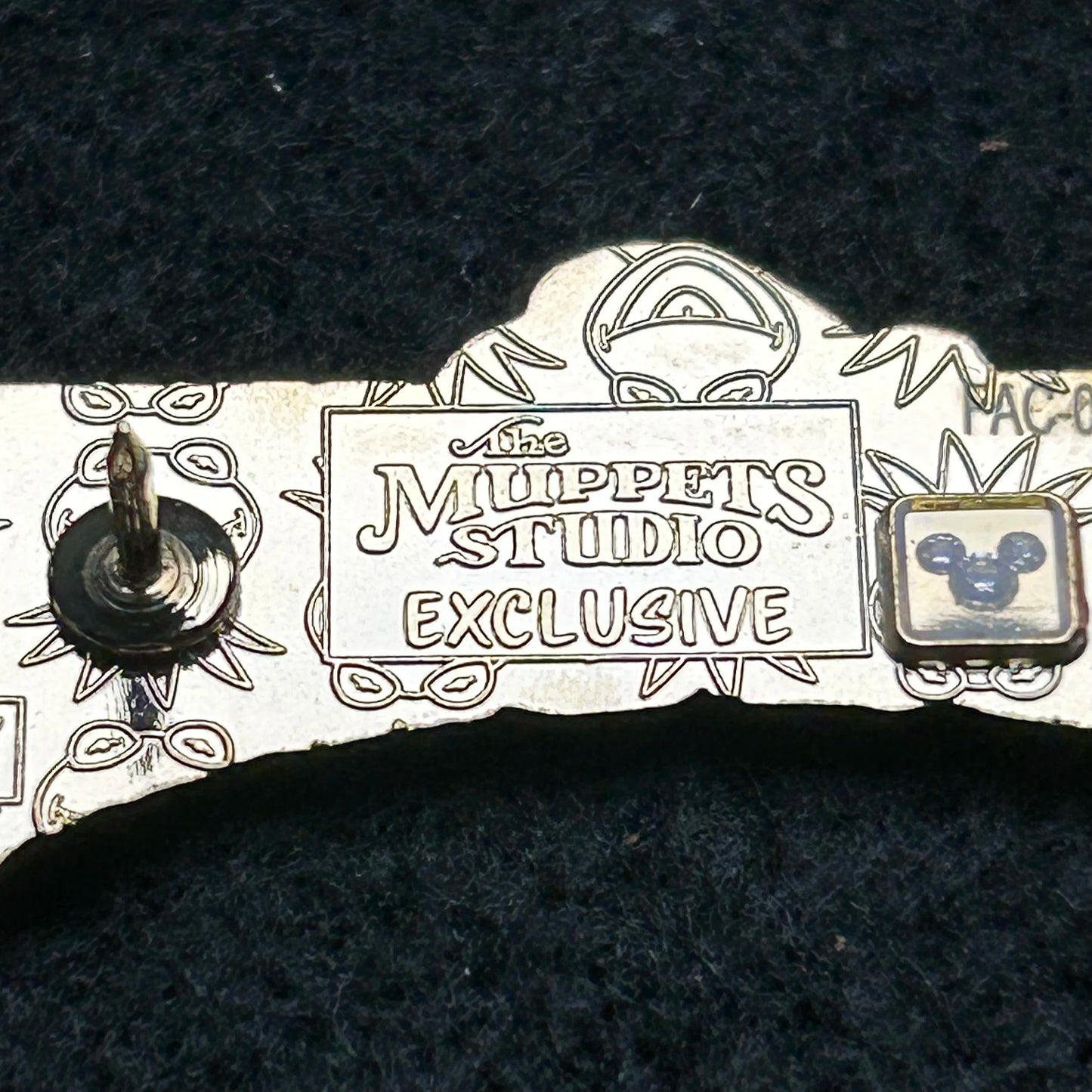 2025 - Muppets - Logo - Gold - Muppet Studio Exclusive - Disney Pin