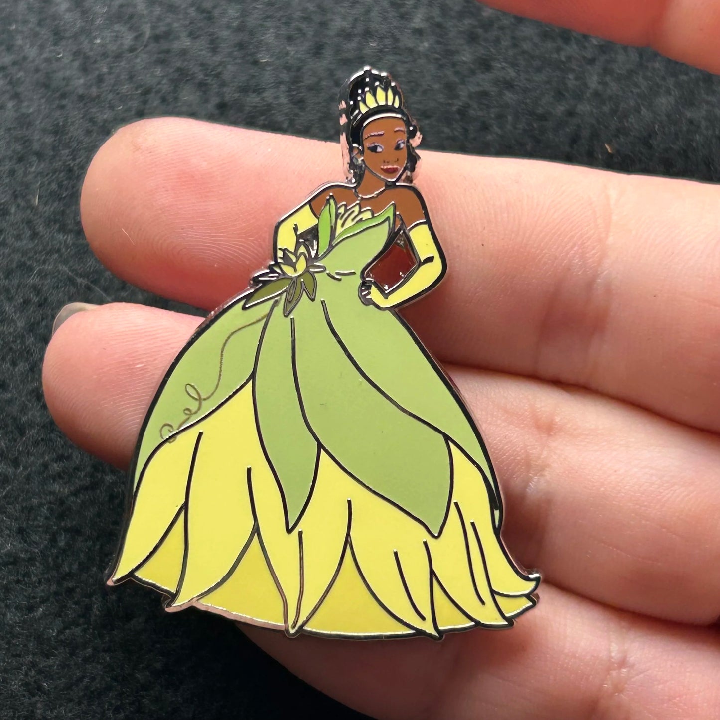 MII - Tiana Hands on Hips - Princess and the Frog - Full Body - Disney Pin