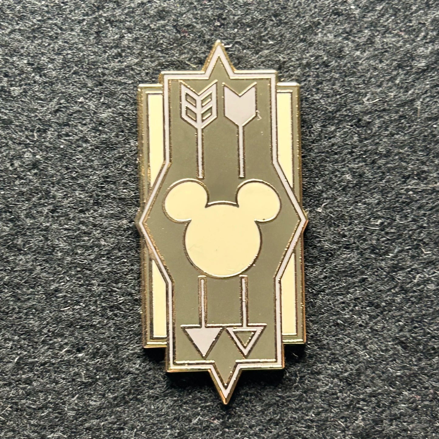2018 - Mickey Mouse - November - Memories Series - DS - LR - Disney Pin