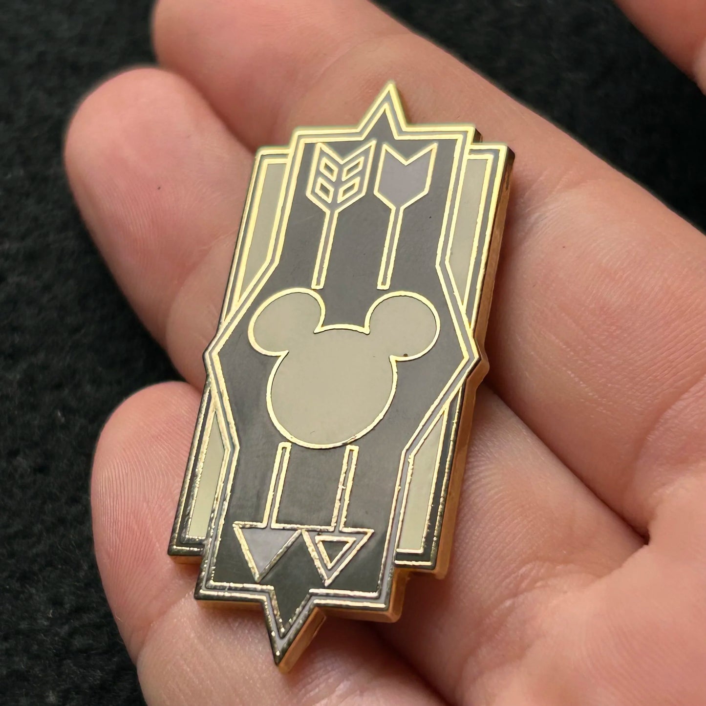2018 - Mickey Mouse - November - Memories Series - DS - LR - Disney Pin