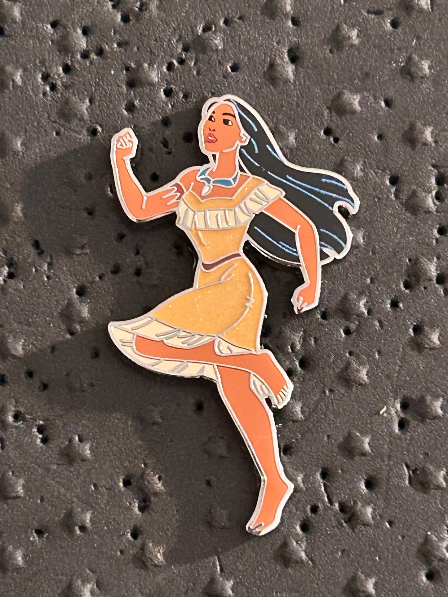 2023 - Pocahontas - Running - Disney Pin