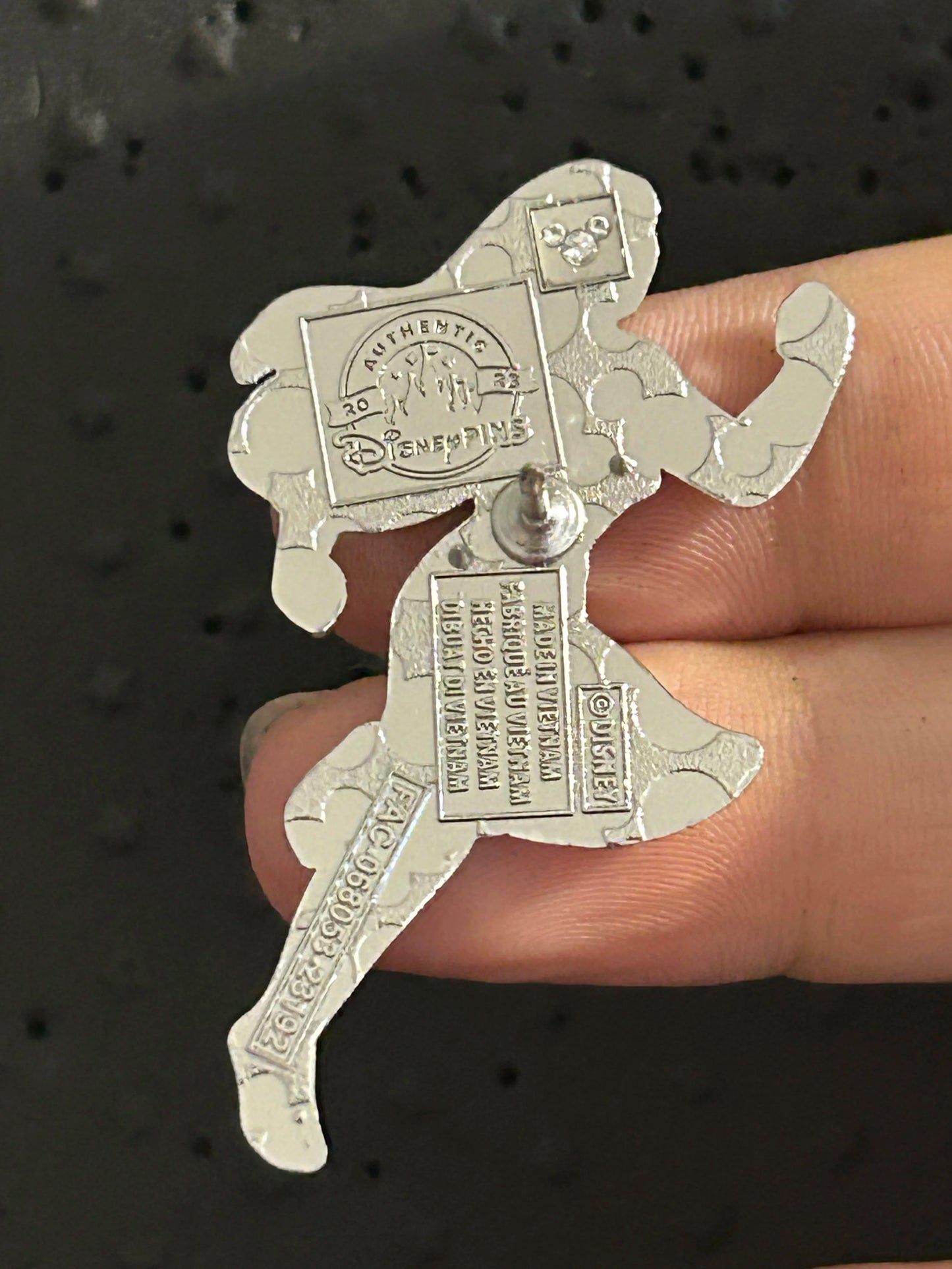 2023 - Pocahontas - Running - Disney Pin