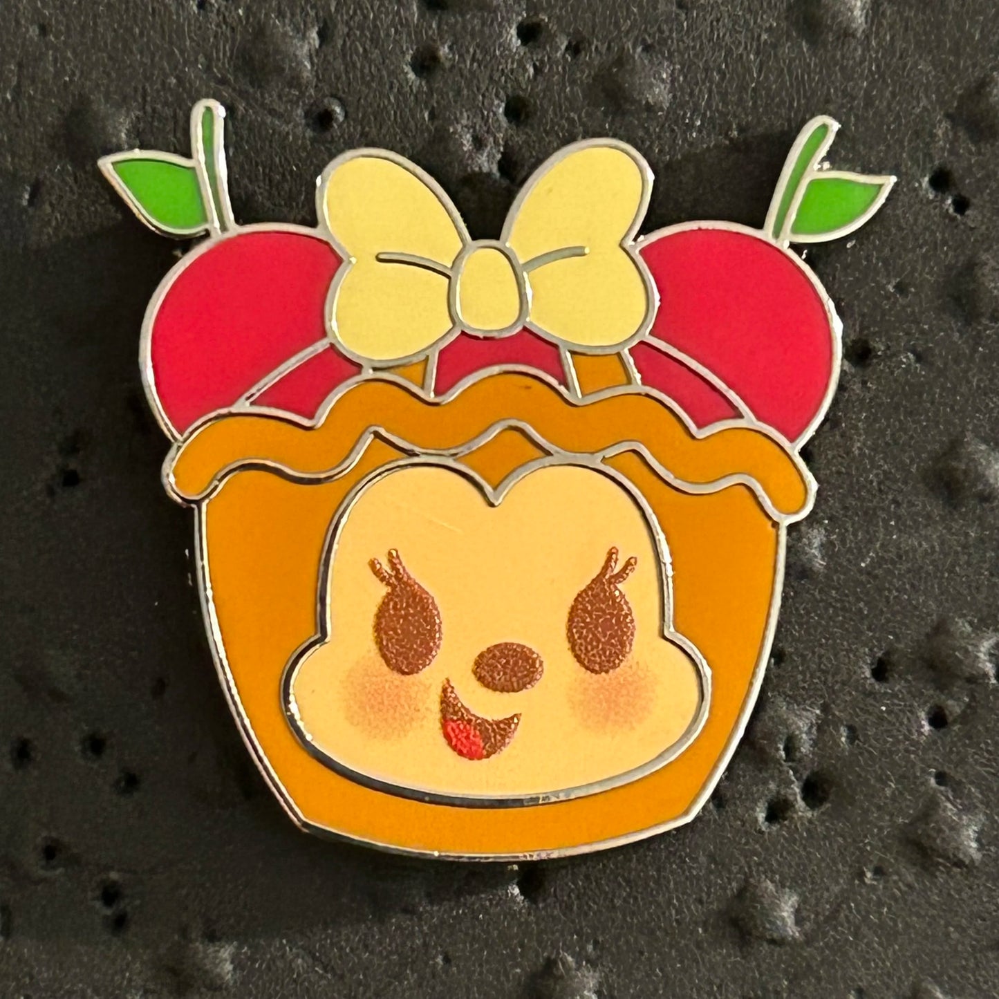 2024 - Minnie Mouse - Cherry Pie - Munchling - Mystery Pin