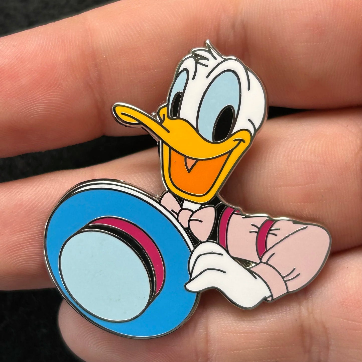 2024 - Donald Duck - Dapper Dan - Booster Series - Disney Pin