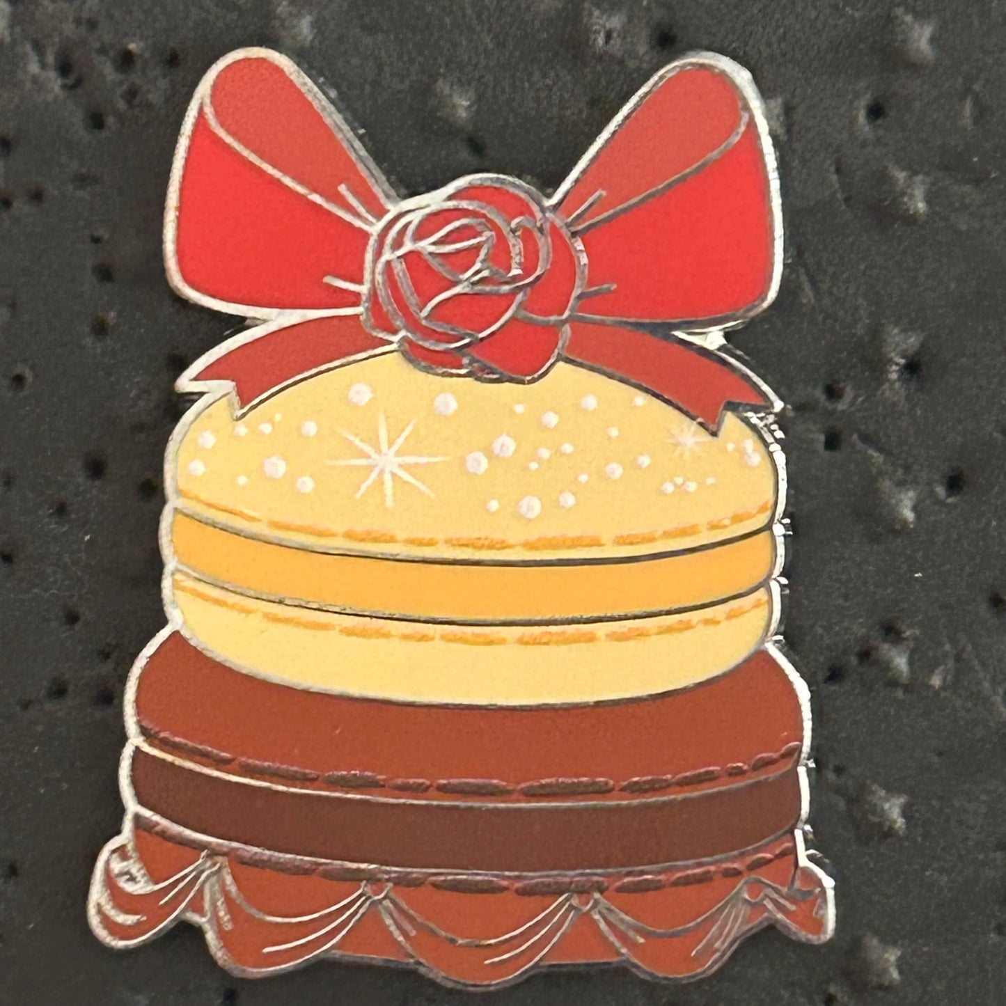 2024 - Belle - Beauty and the Beast - Puffed Pastry- Mystery Pin