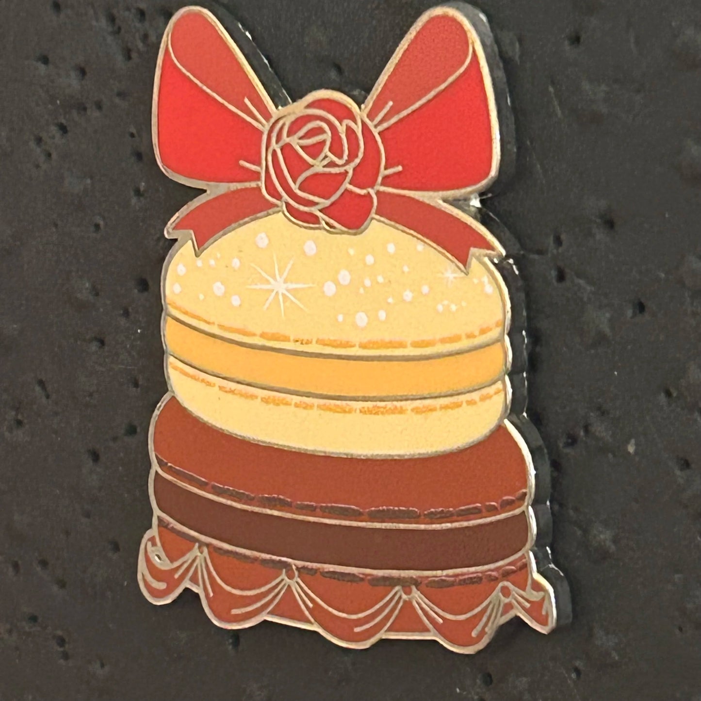 2024 - Belle - Beauty and the Beast - Puffed Pastry- Mystery Pin