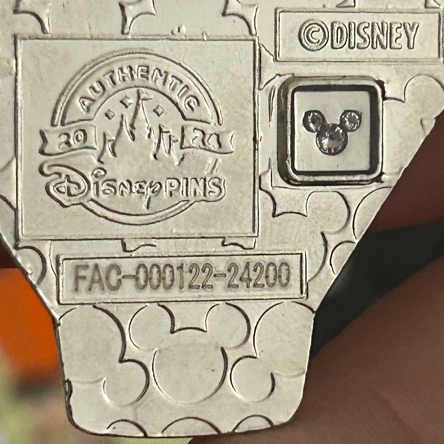 2024 - Queen of Hearts - Alice in Wonderland - Mystery Pin