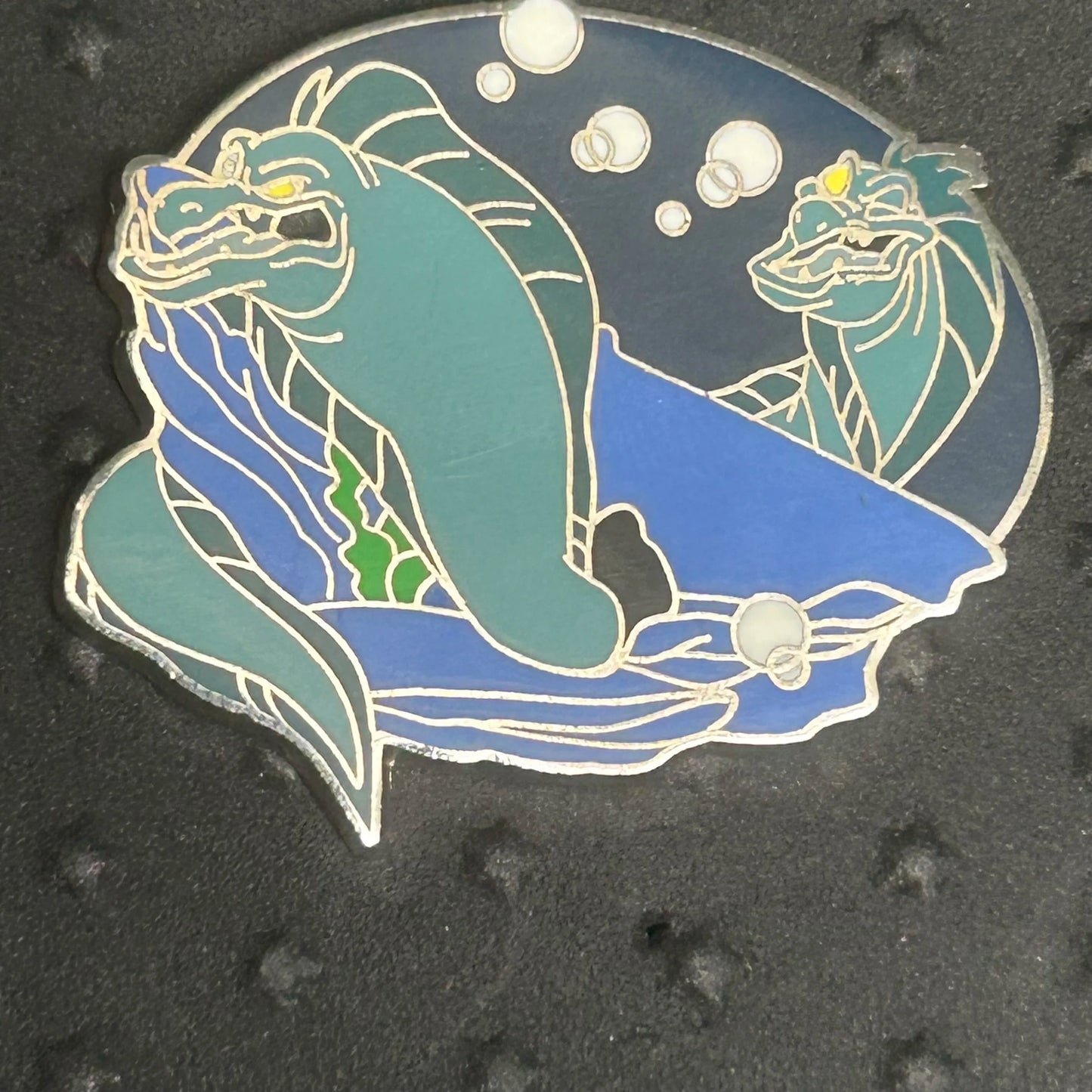 2012 - Flotsam and Jetsam - The Little Mermaid - Booster Set - Pin