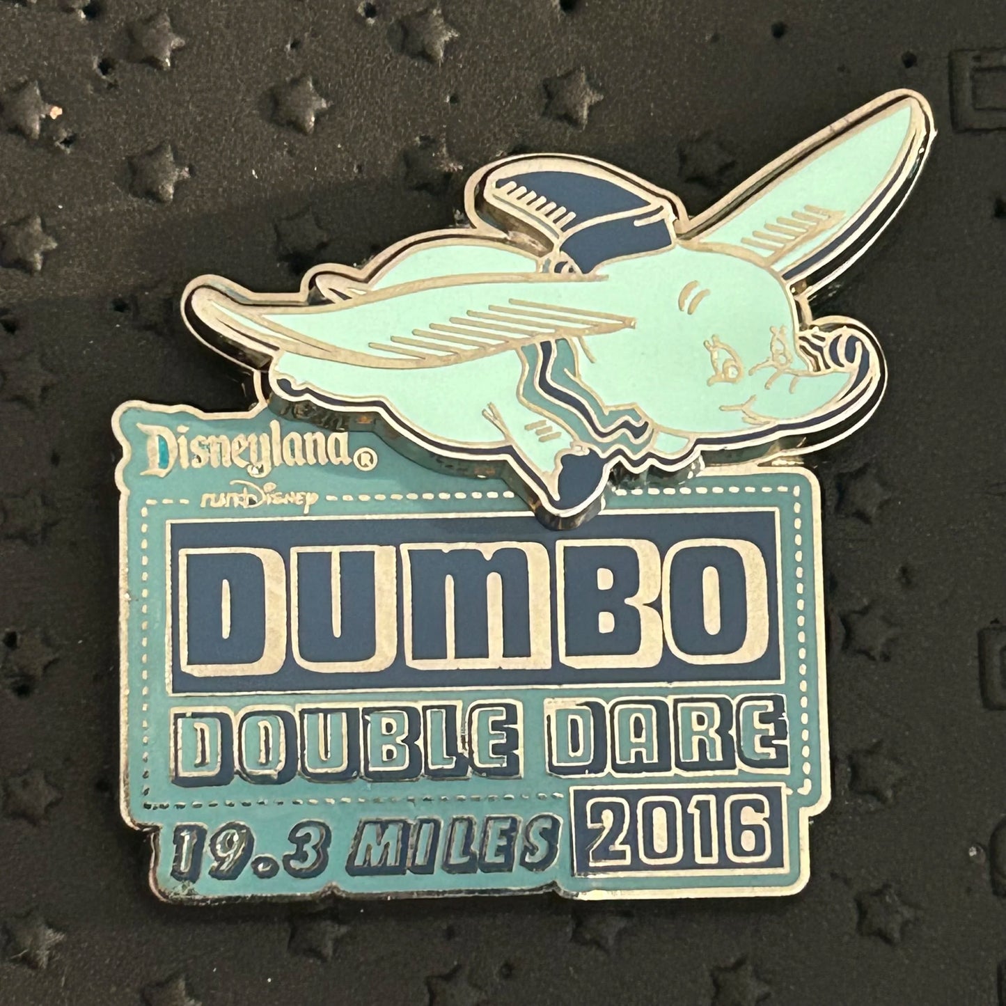 2016 - Dumbo - 19.3 Miles - runDisney- LR - Disney Pin