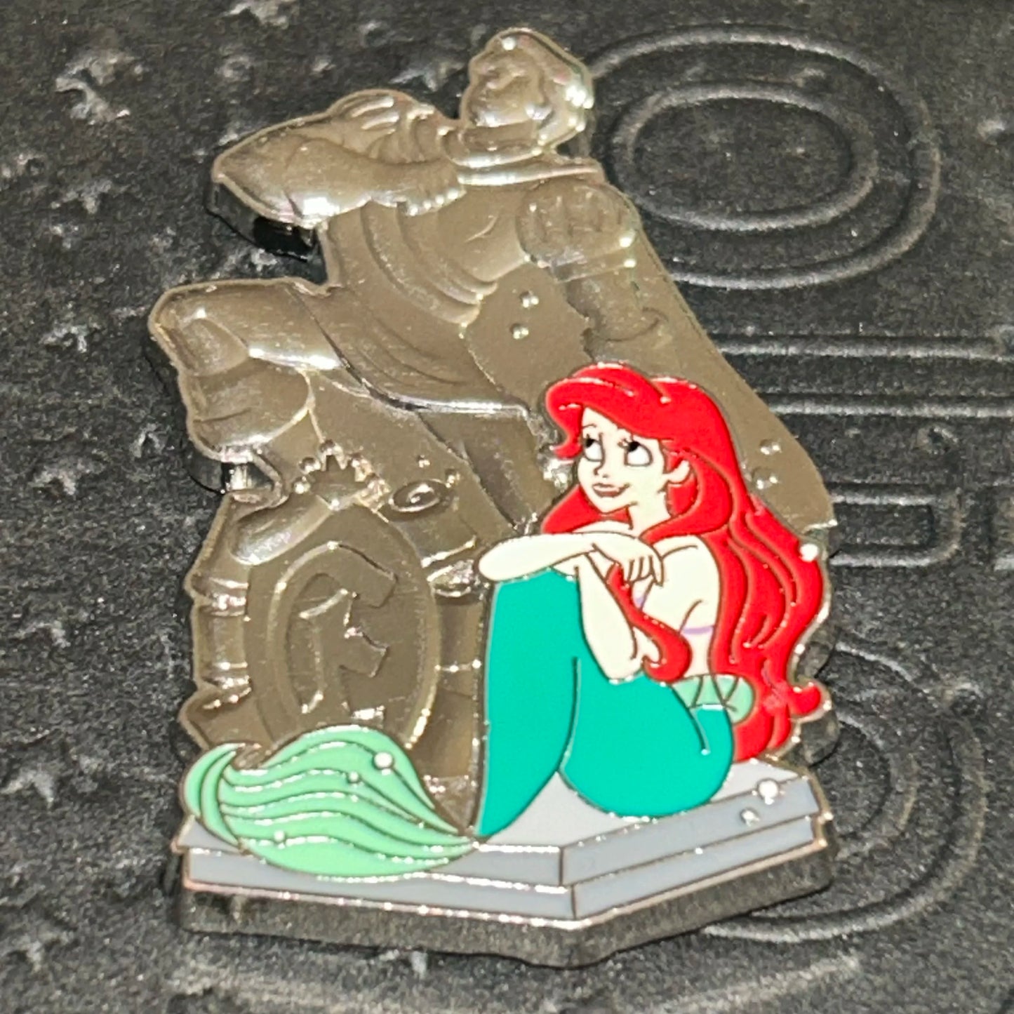 2023 - Ariel and Eric Statue - The Little Mermaid - Disney Pin