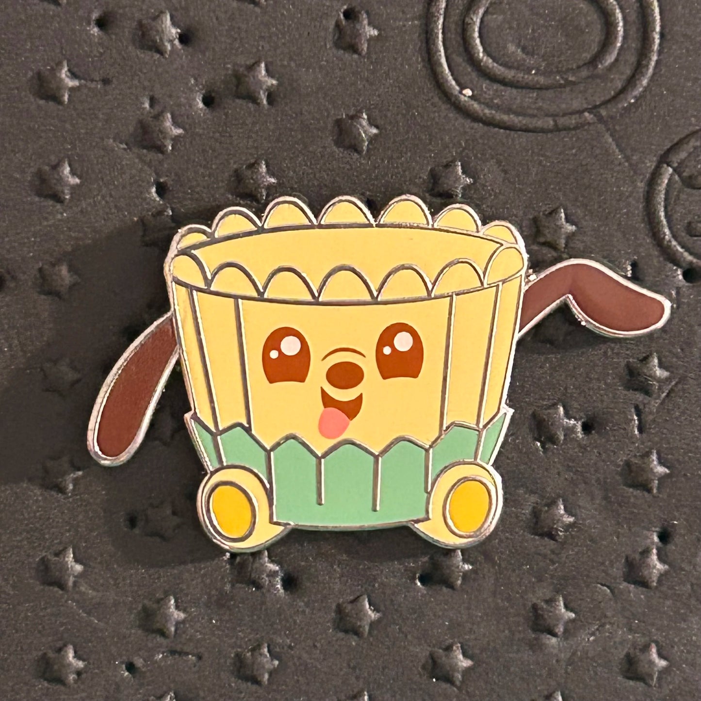 2022 - Pluto - Munchling - Chocolate Candy - Disney Pin