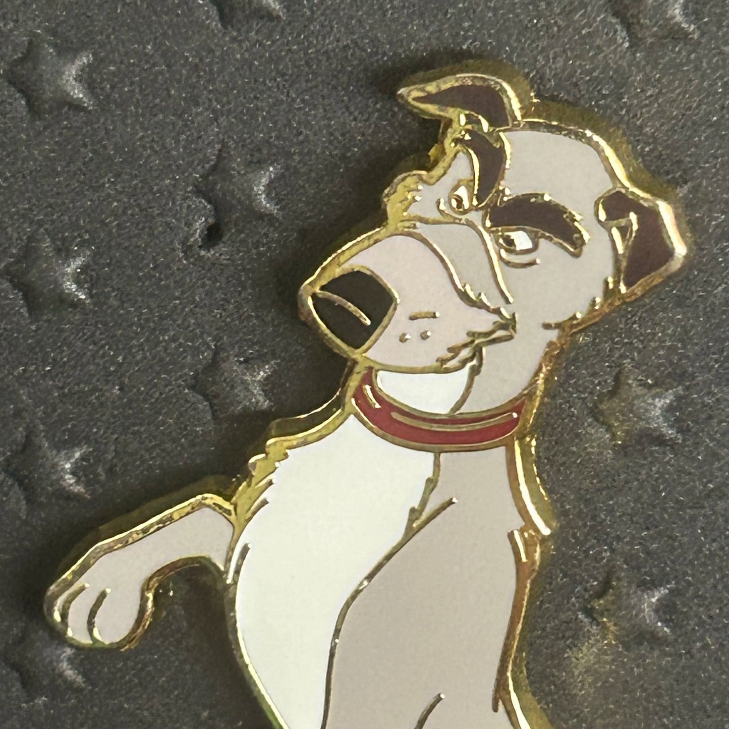 2021 - Loungefly - Chief - Fox and the Hound - Disney Pin