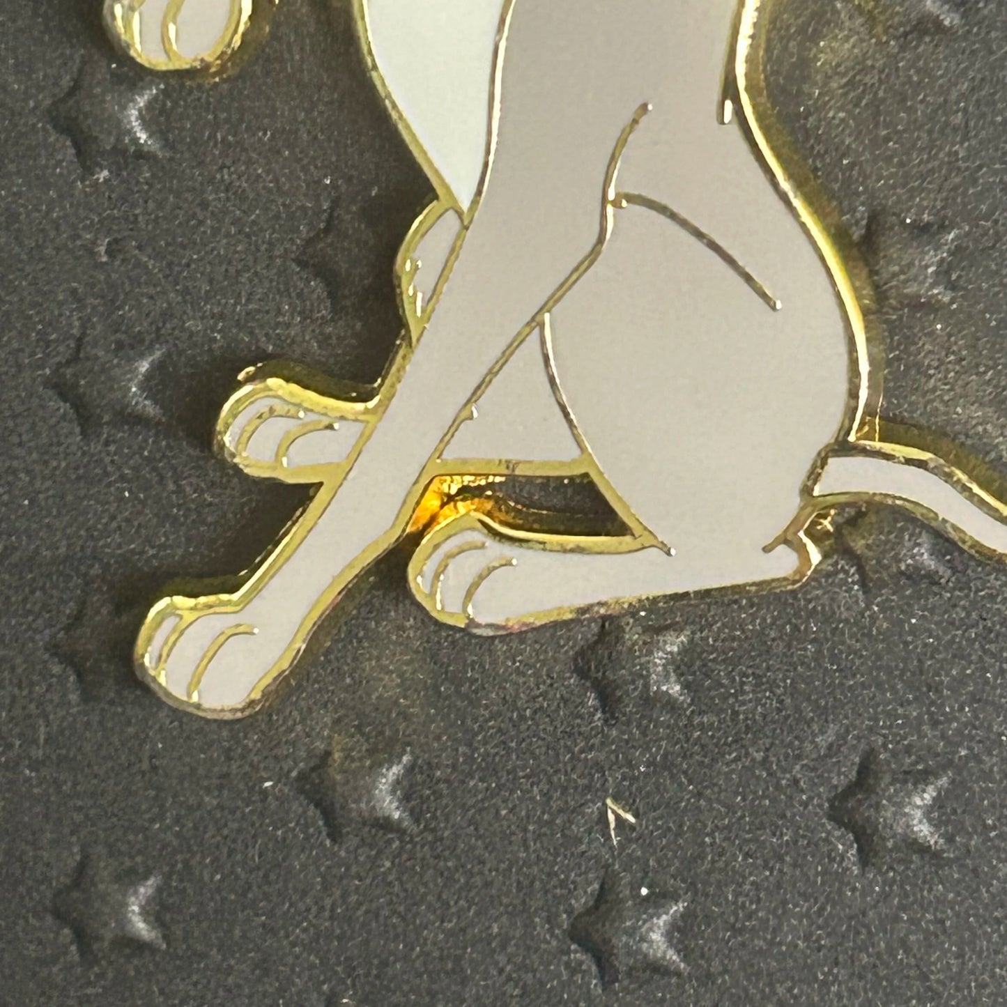 2021 - Loungefly - Chief - Fox and the Hound - Disney Pin