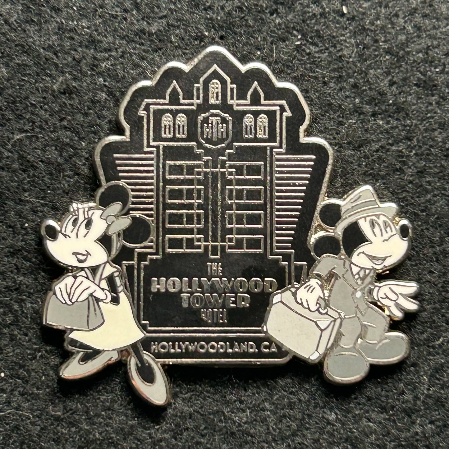 2020 - Mickey and Minnie Mouse - Hollywood Tower Hotel - Disney Pin