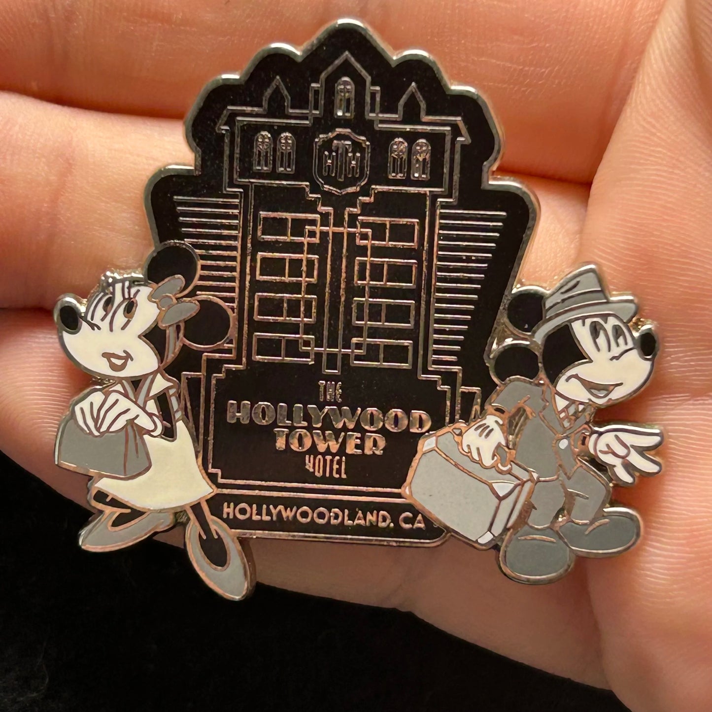 2020 - Mickey and Minnie Mouse - Hollywood Tower Hotel - Disney Pin