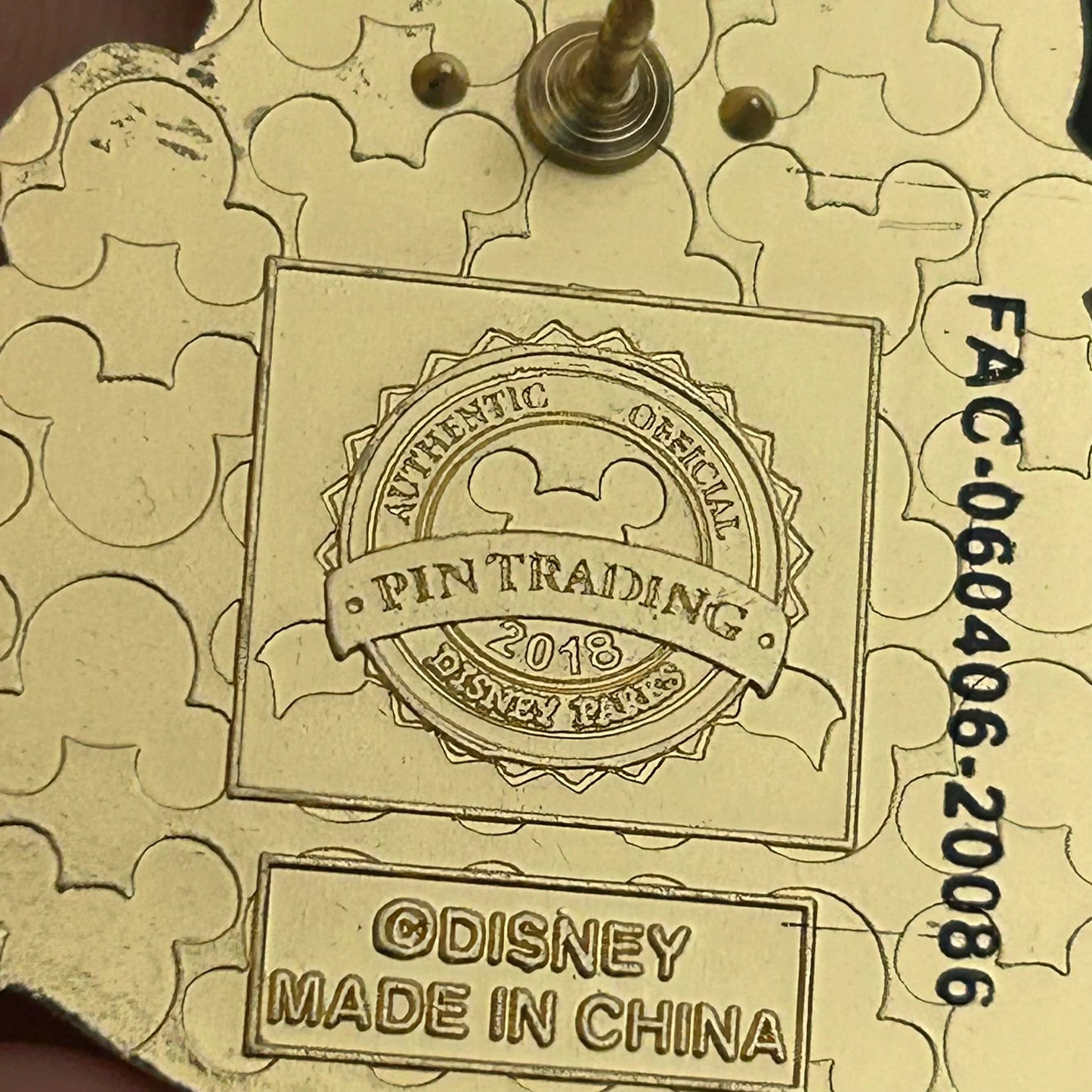 2018 - Mulan - Glitter Castle - Disney Pin