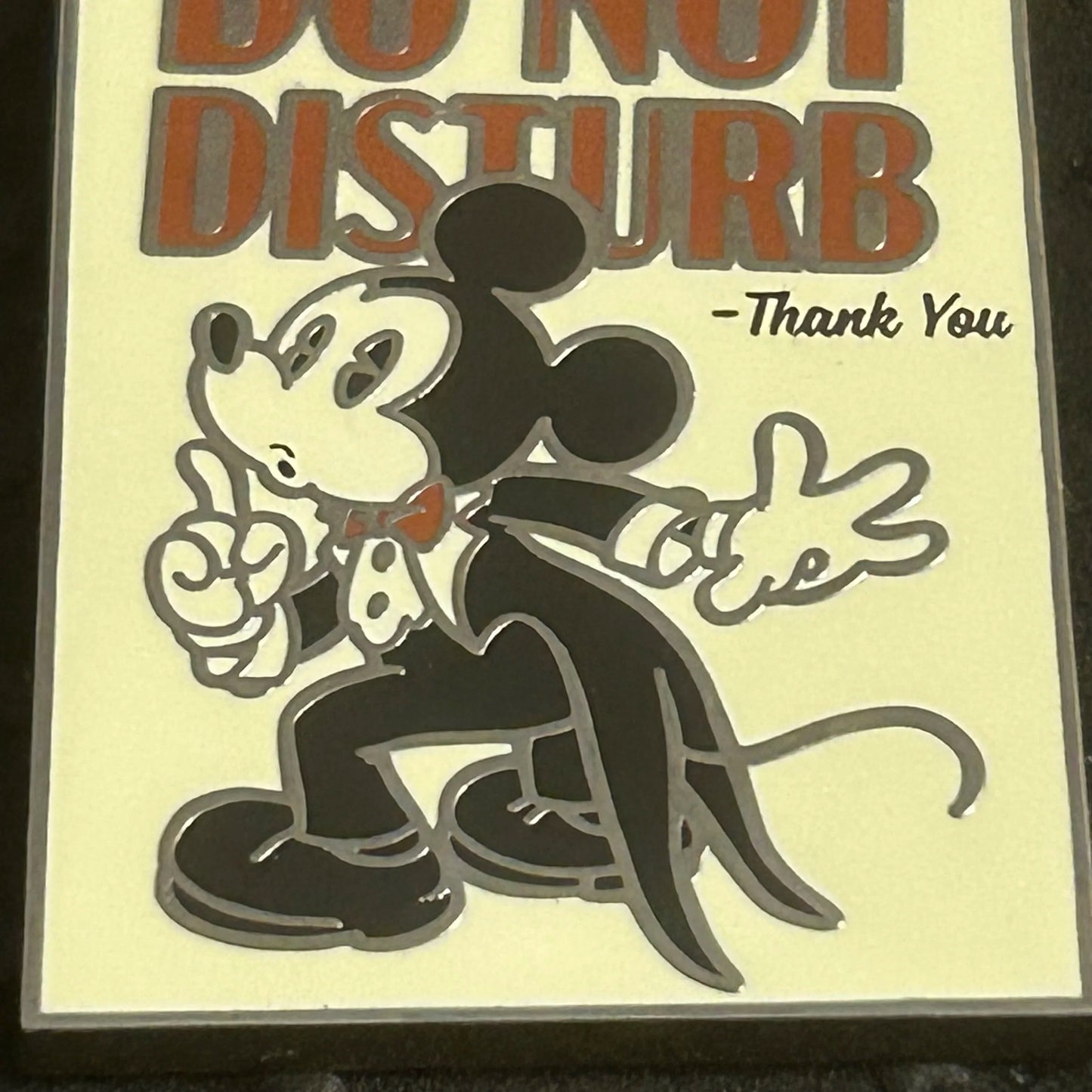 2024 - Mickey Mouse - Hollywood Tower Hotel - DND - Door Hanger - Disney Pin