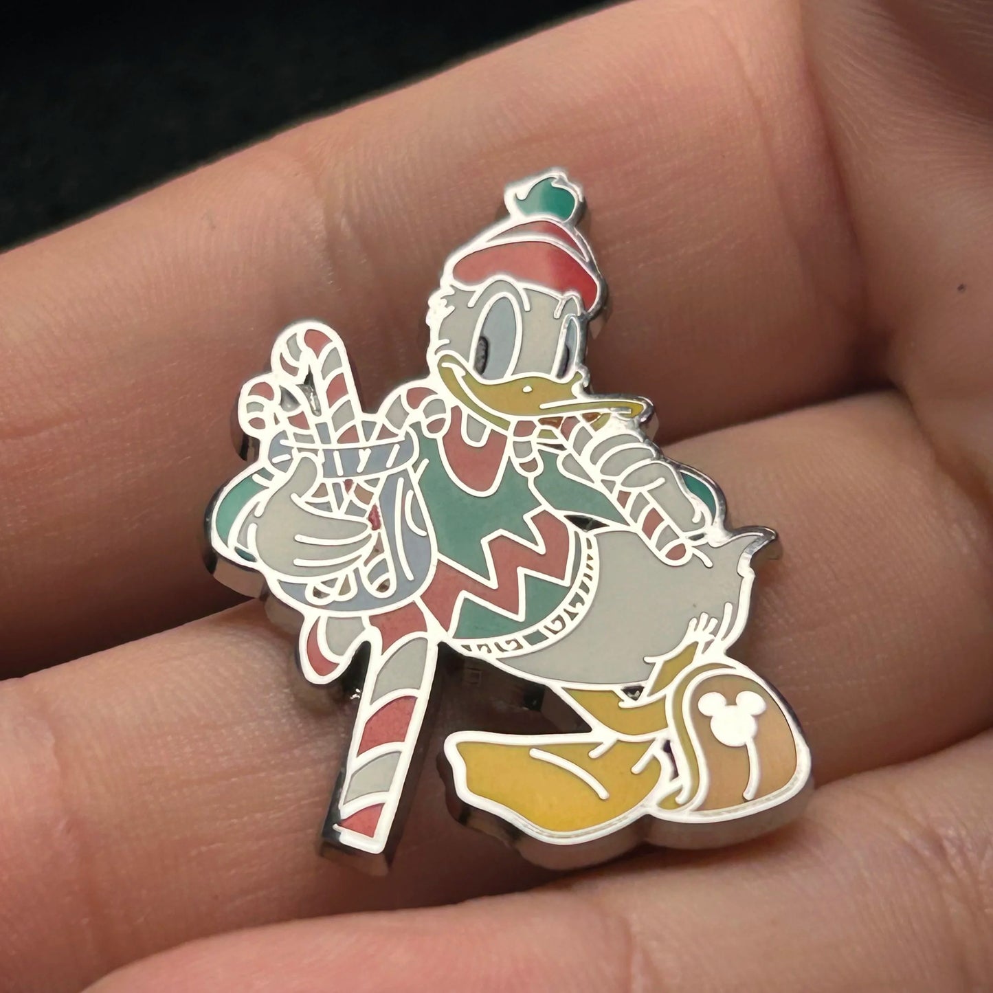 2025 - Donald Duck - Christmas - WDW - HD - Chaser - Disney Pin