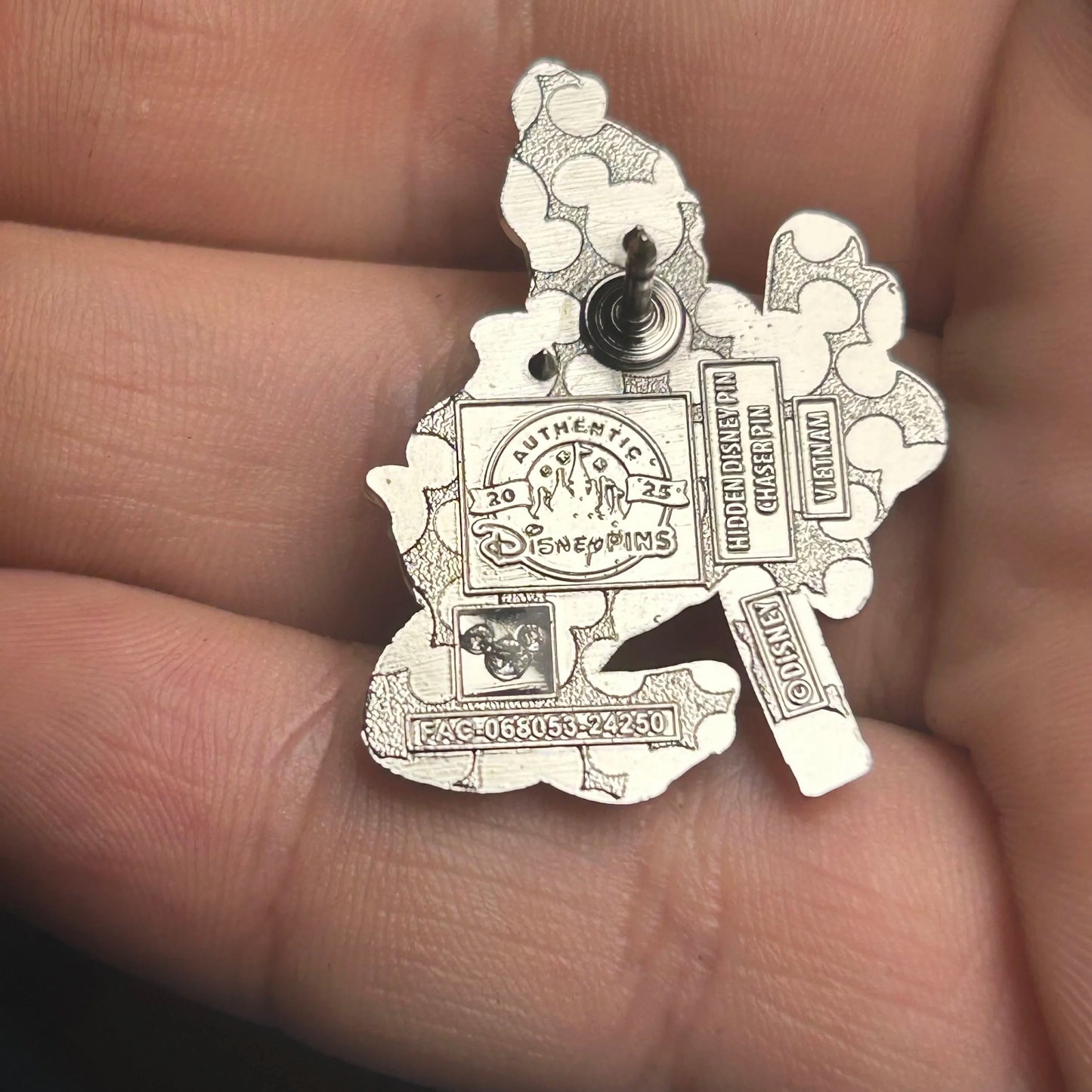 FULL SET - 2025 - Donald Duck - Hidden Disney - Holiday Series - 6 Pins