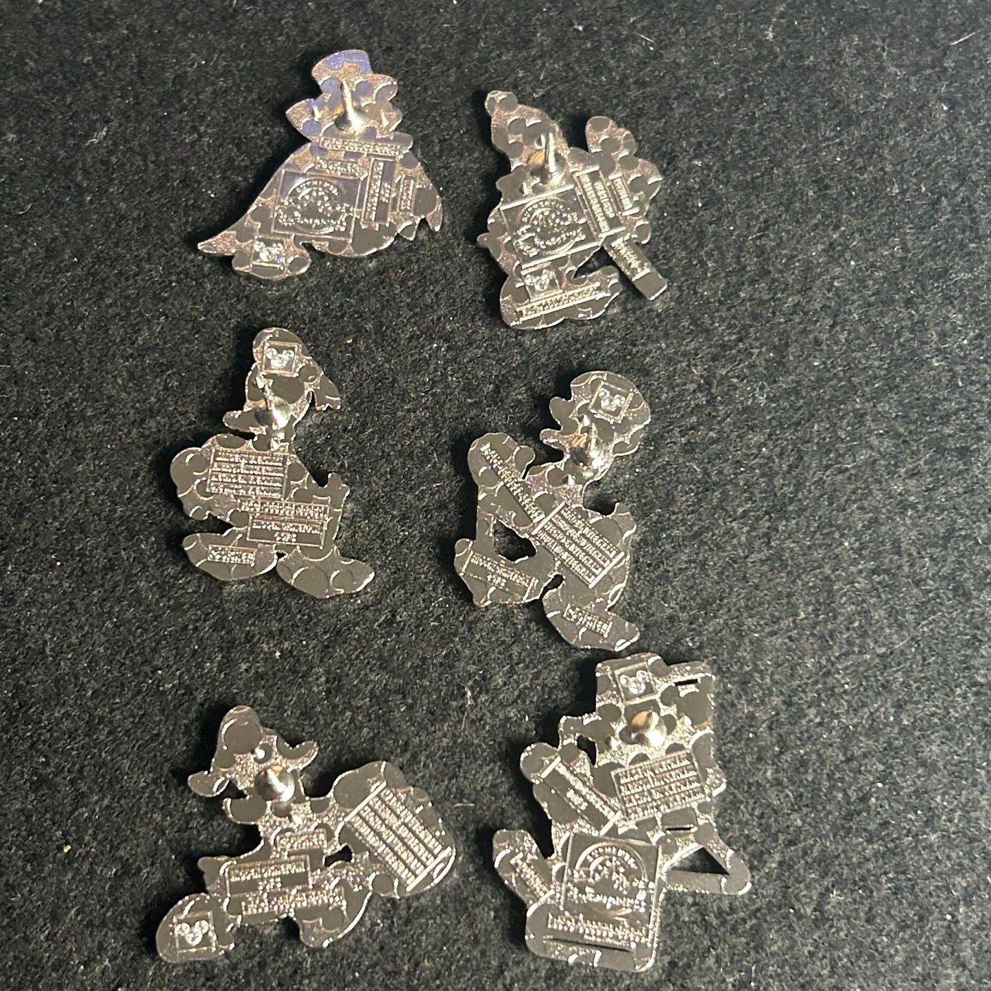 FULL SET - 2025 - Donald Duck - Hidden Disney - Holiday Series - 6 Pins