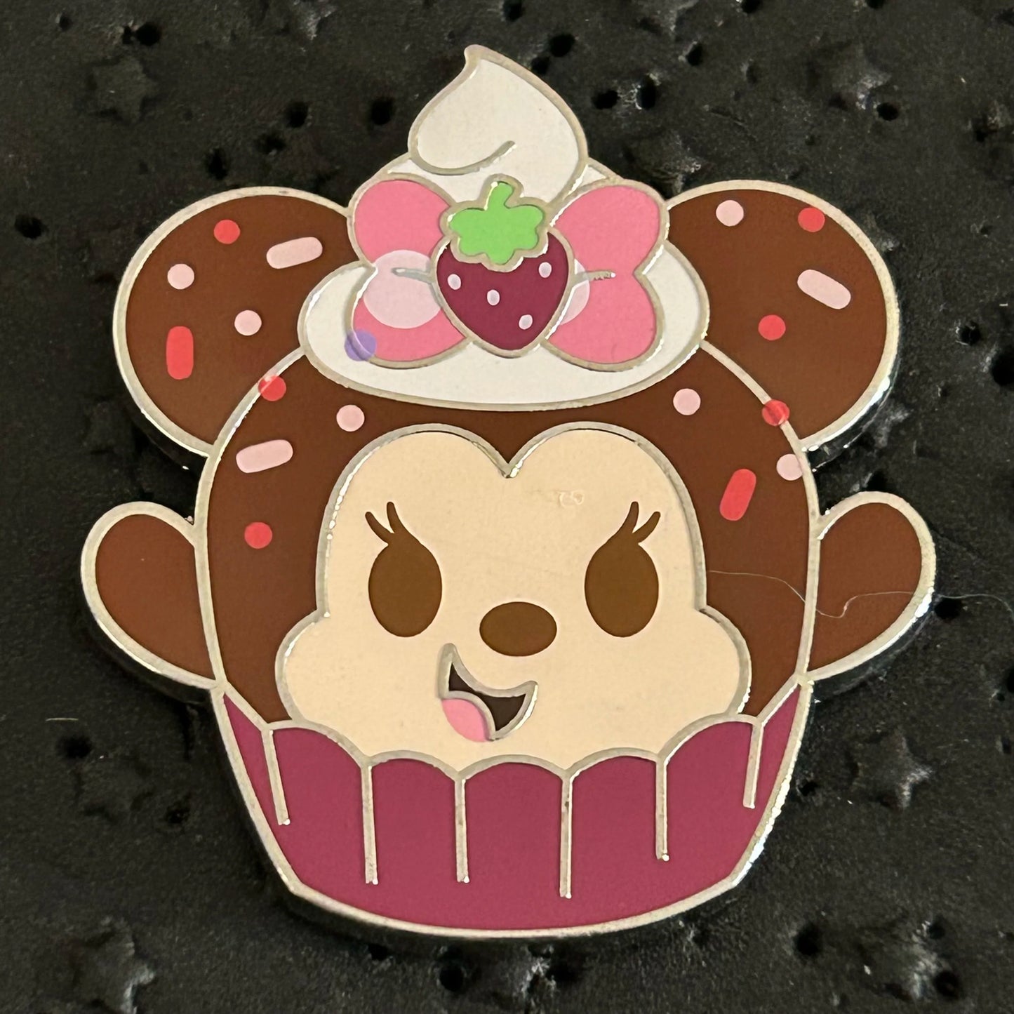 2022 - Minnie Mouse - Strawberry Cupcake - Munchling - Mystery Pin