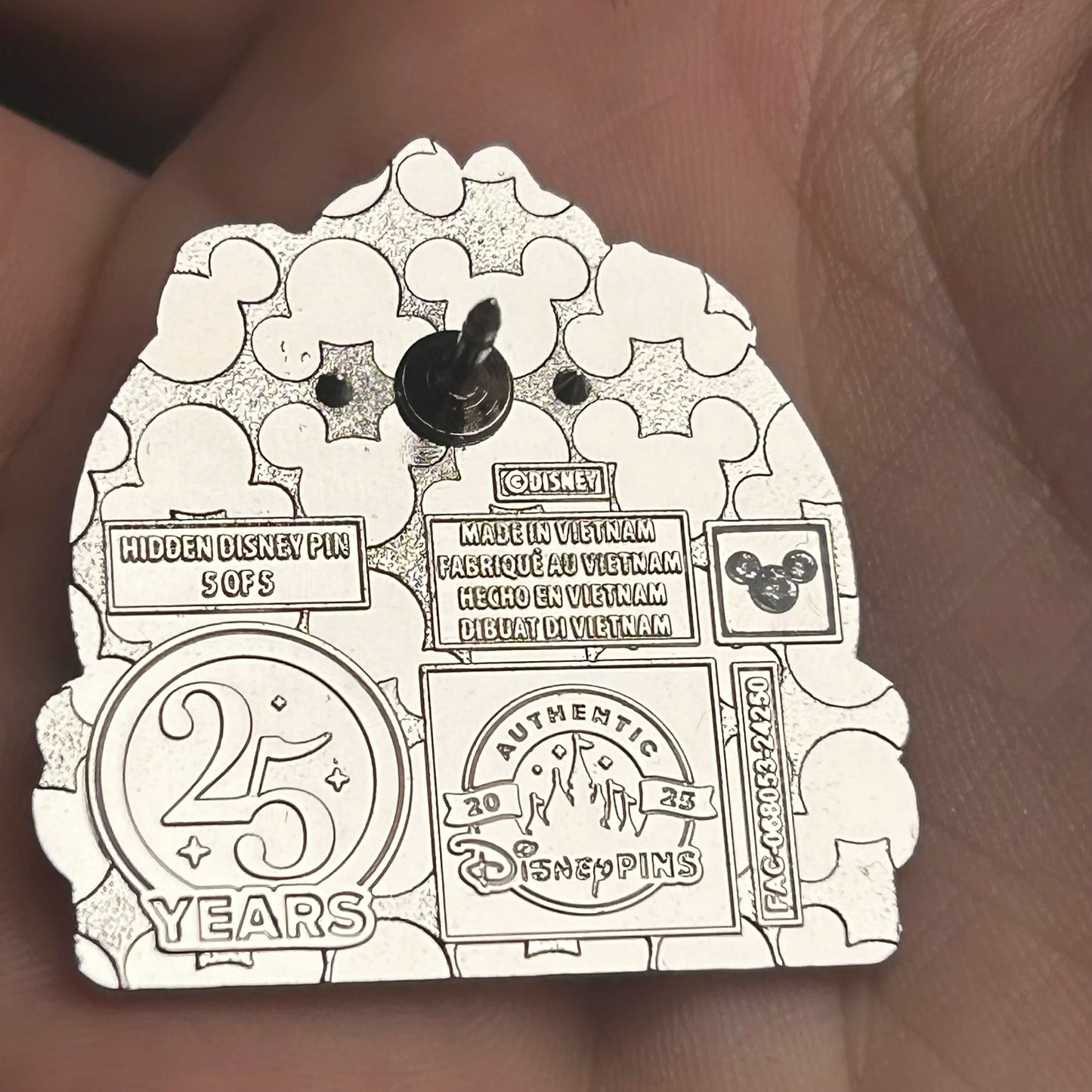 FULL SET - 2025 - 25 Years Of Pin Trading - WDW - HD - 6 Pins