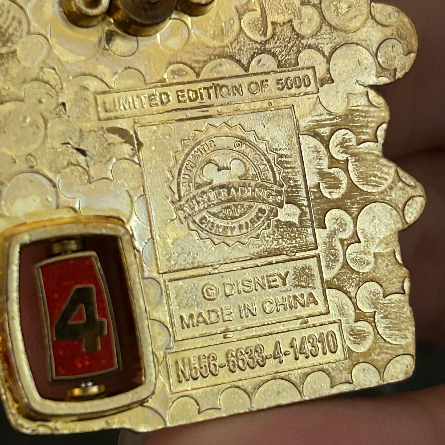 2015 - Pluto, Mickey and Minnie - Happy New Years - WDW - LE 5,000 - Disney Pin