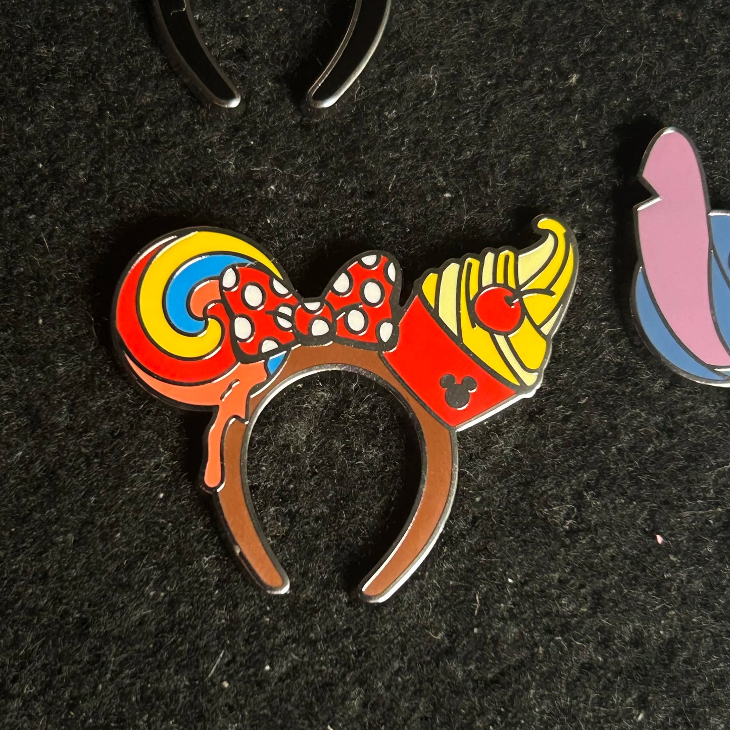 FULL SET - 2025 - Mickey Ears - Hidden Disney - Pins - With Super Chaser - 7 Pins