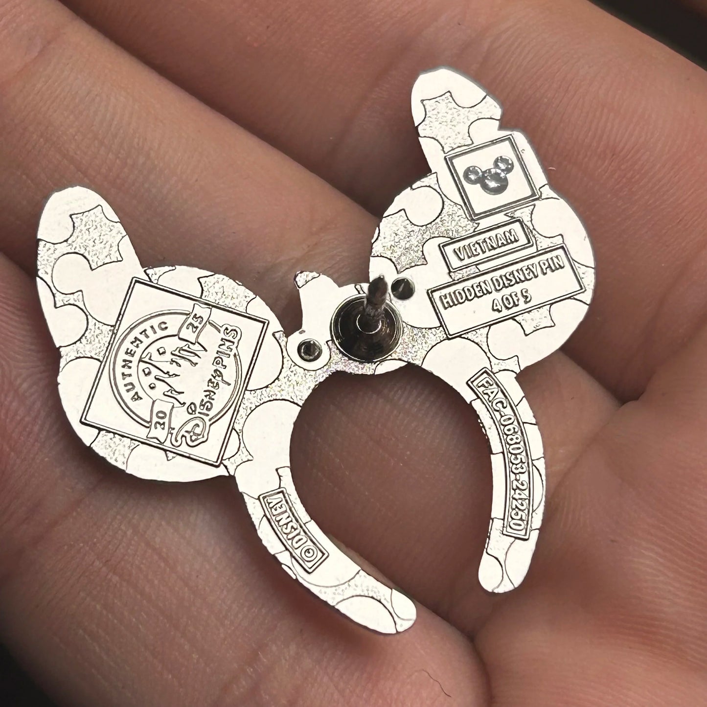 FULL SET - 2025 - Mickey Ears - Hidden Disney - Pins - With Super Chaser - 7 Pins
