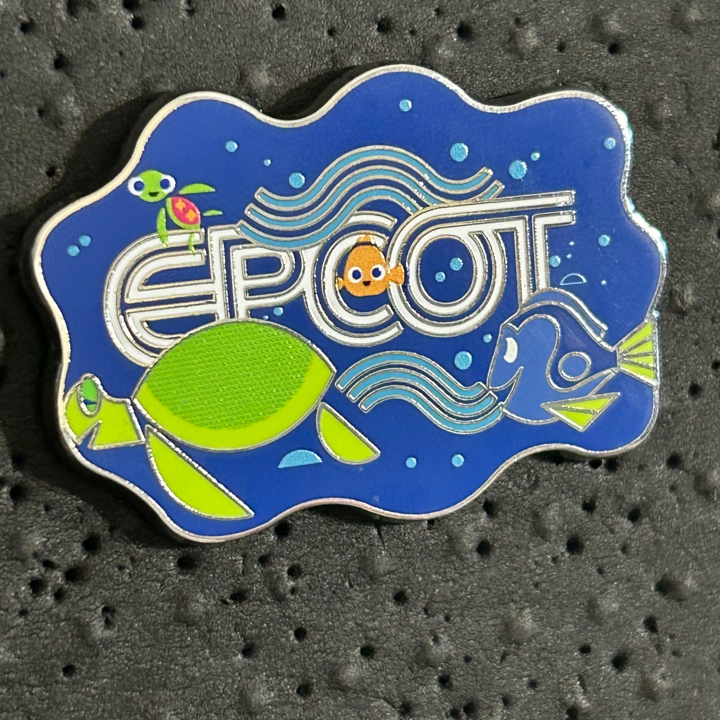 2025 - Crush, Nemo, Dory and Squirt - Pixar - Finding Nemo - EPCOT - Disney Pin