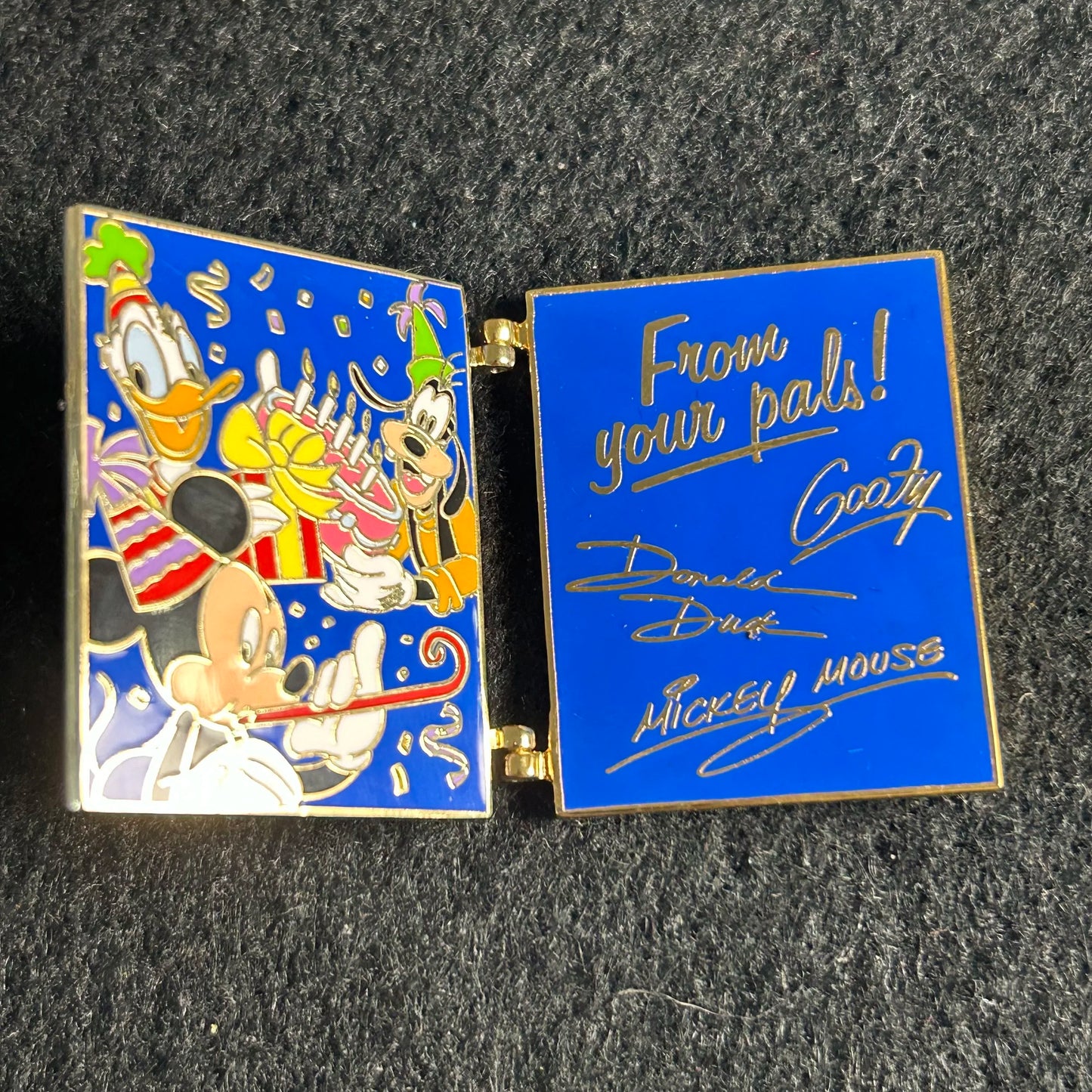 2003 - Mickey, Donald and Goofy - Happy Birthday - Card - With Card - Disney Pin