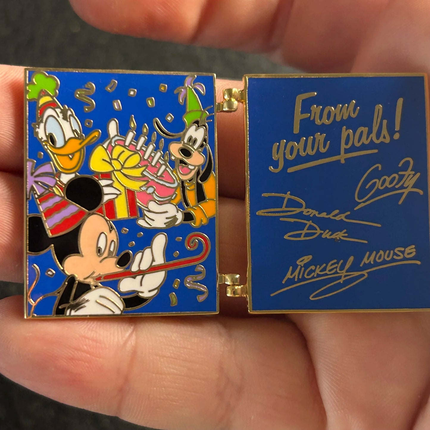 2003 - Mickey, Donald and Goofy - Happy Birthday - Card - With Card - Disney Pin