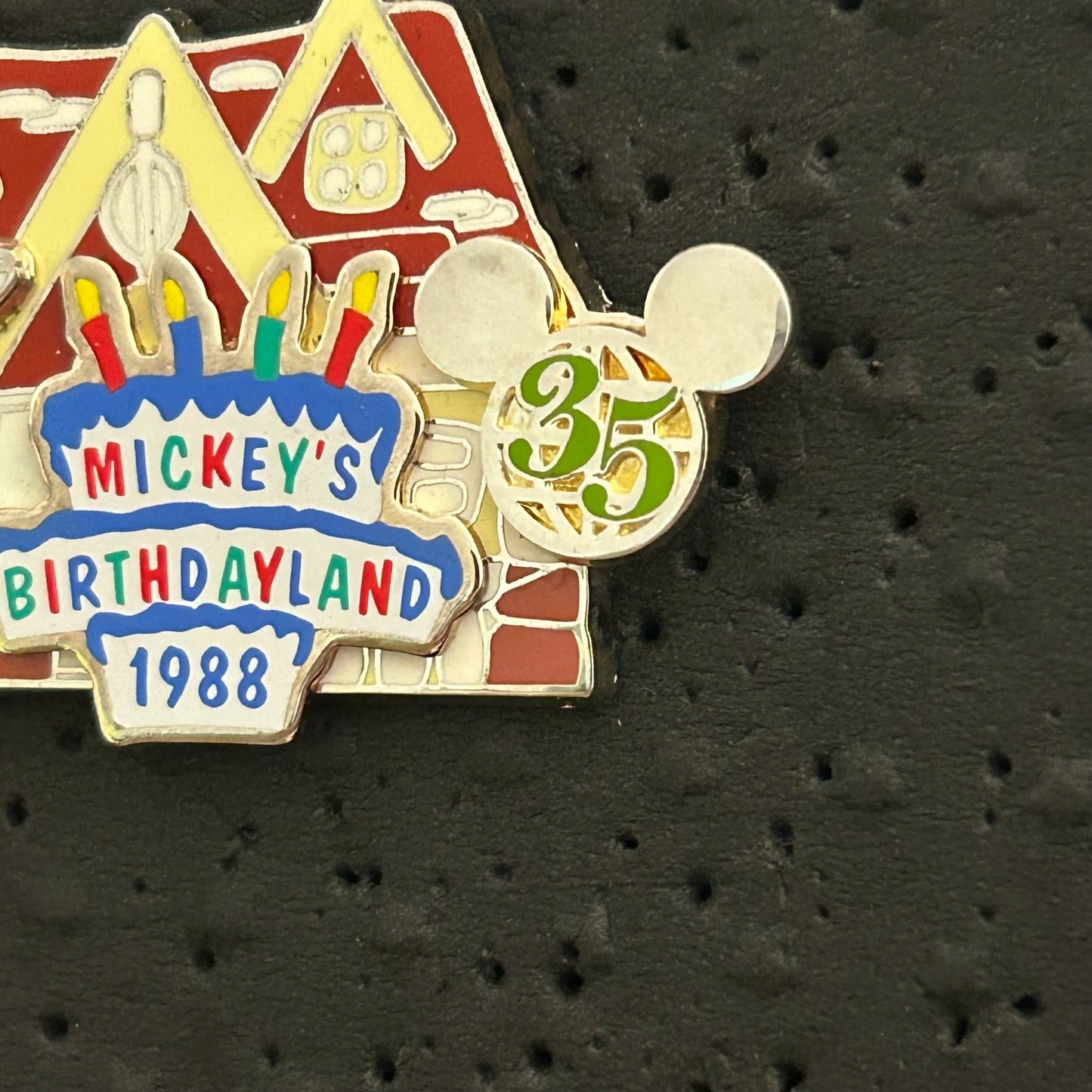 2006 - Mickey Mouse Birthdayland - Limited Edition 2,500 - Disney Pin on Pin