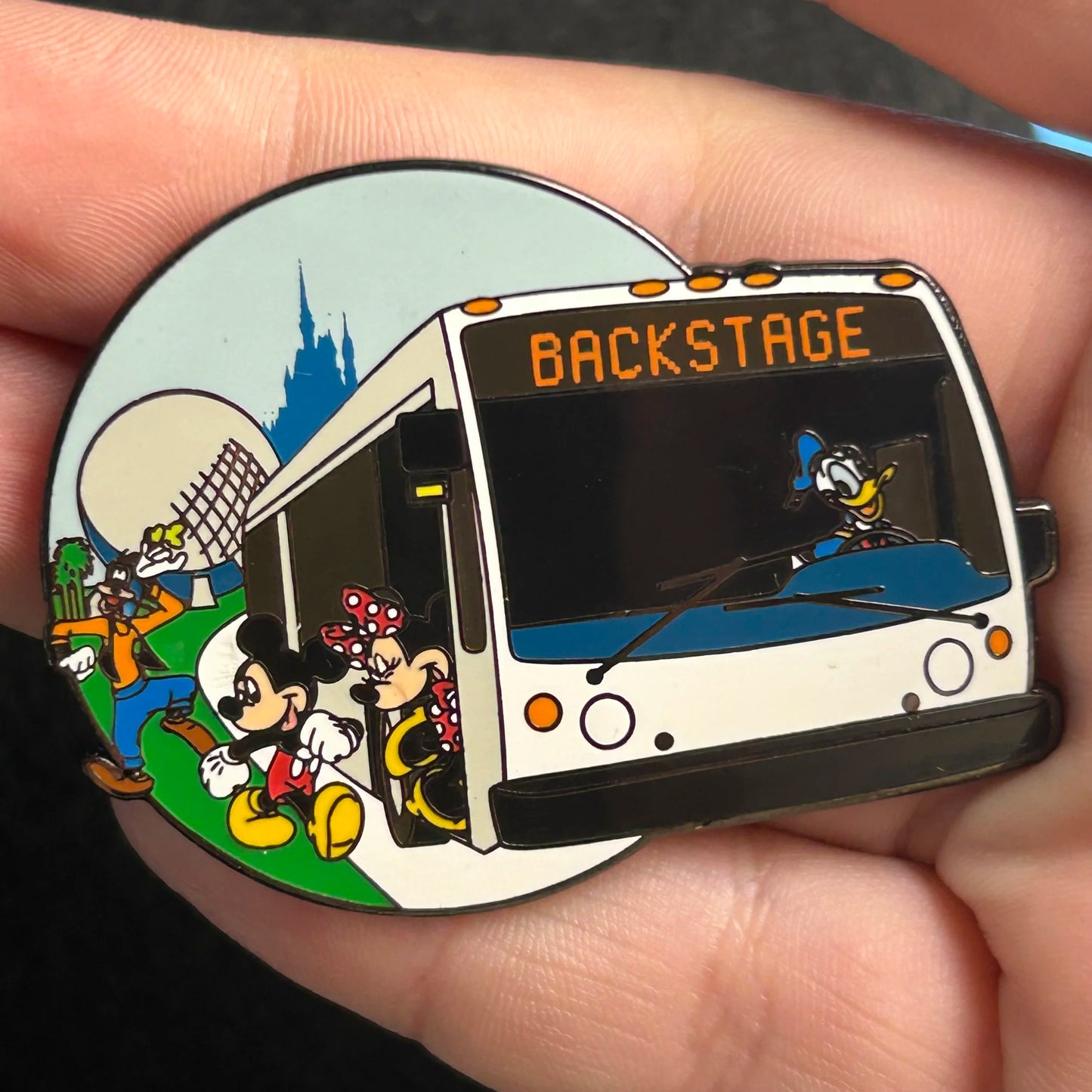 2003 - Fab 4 - Back Stage Tour - Bus Ride - LE 3,000 - Cast Exclusive - Disney Pin