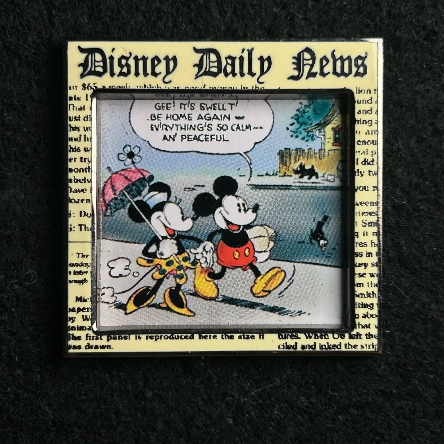 2001 - Mickey and Minnie Mouse - Disney Daily News - Disney Pin