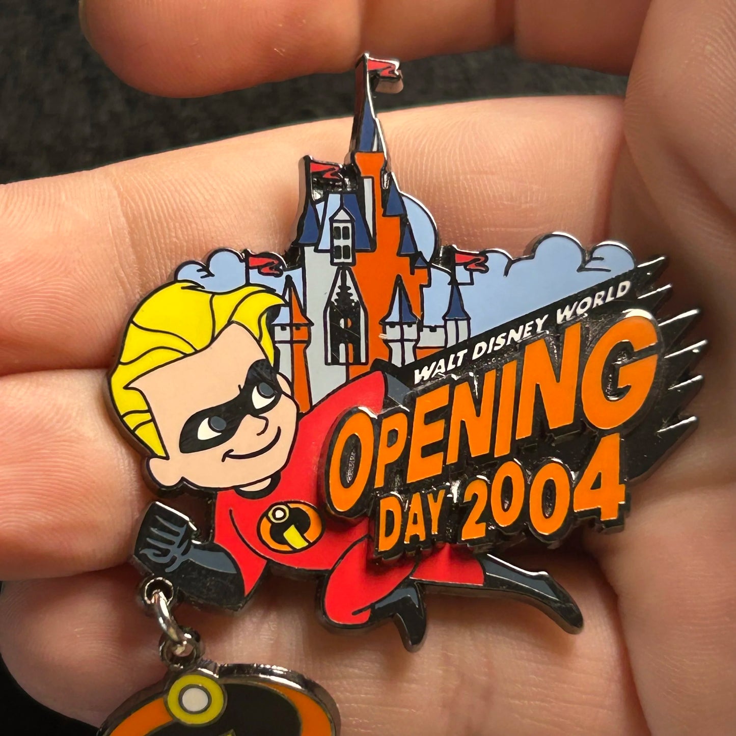 2004 - Dash - The Incredibles - WDW - Opening Day - LE 3,000 - Disney Pin on Pin