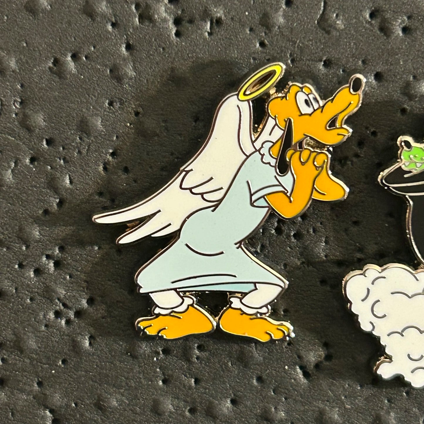 FULL SET - 2024 - Angel vs Devil Pluto - Disney Pins