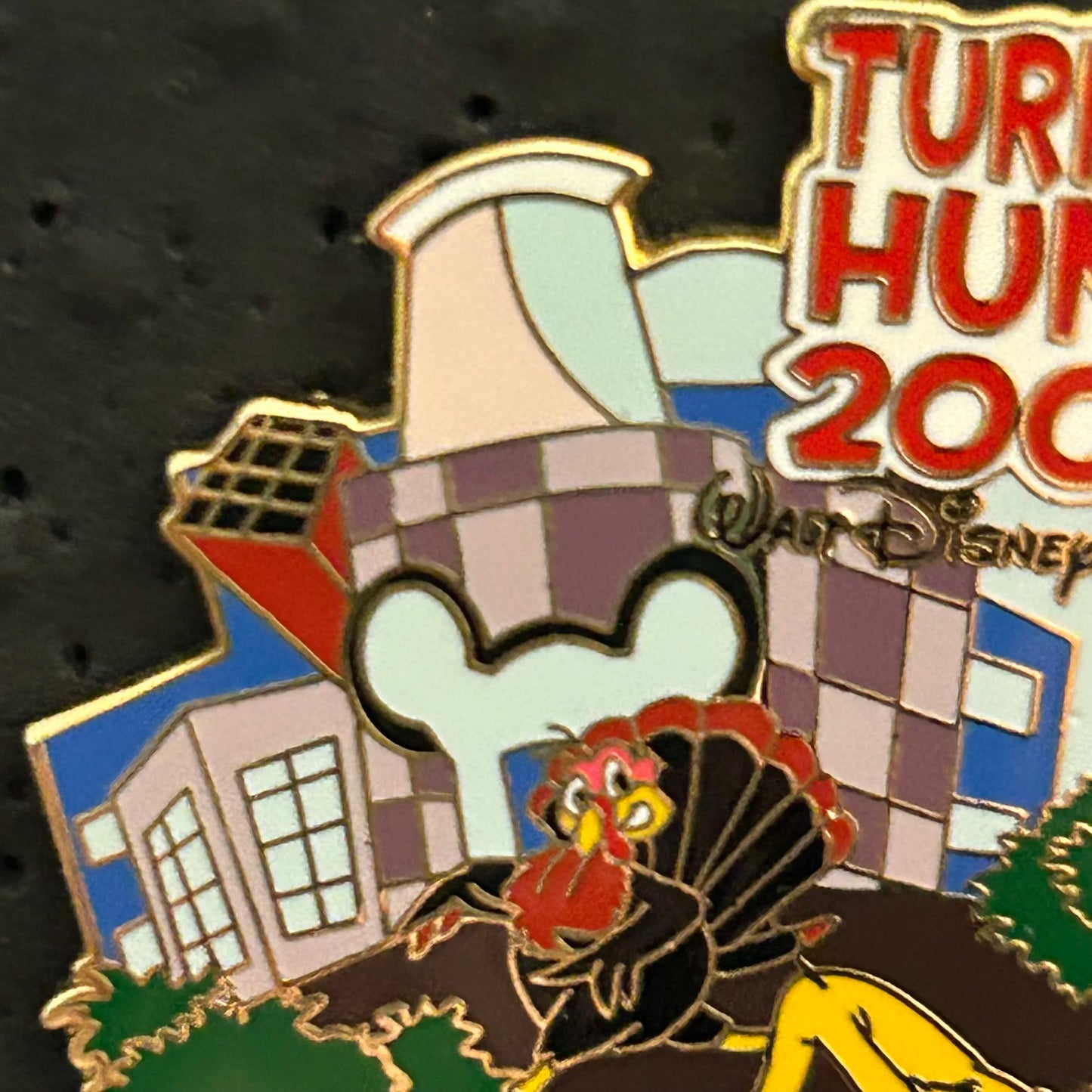 2003 - Pluto - Turkey Hunt - Cast Exclusive - WDW - LE 1,500 - Disney Pin