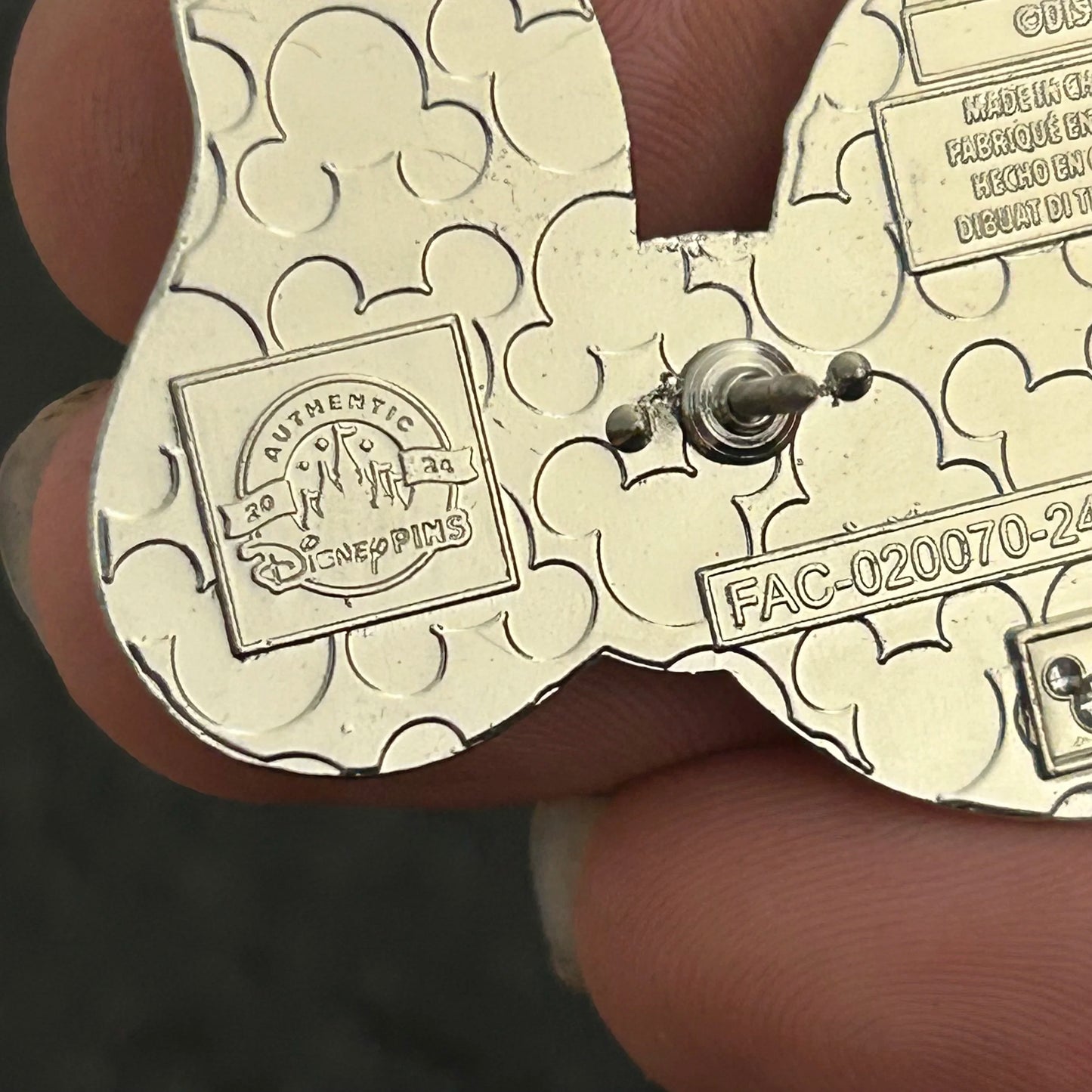 2024 - Minnie Mouse - Bow - Vintage vs Modern - Mystery Pin