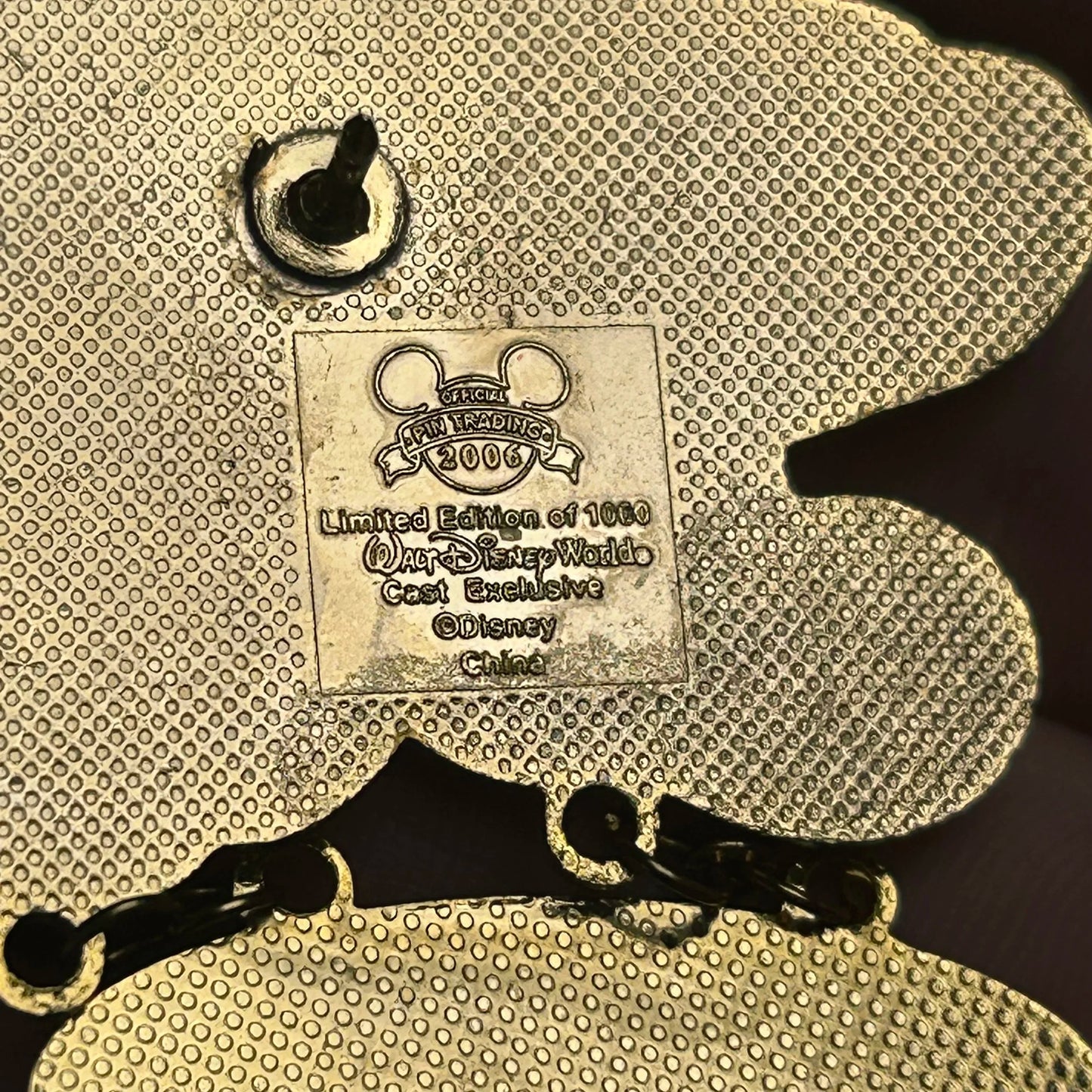 2006 - Mickey, Minnie and Pluto - Mothers Day - LE 1,000 - Dangle - Disney Pin