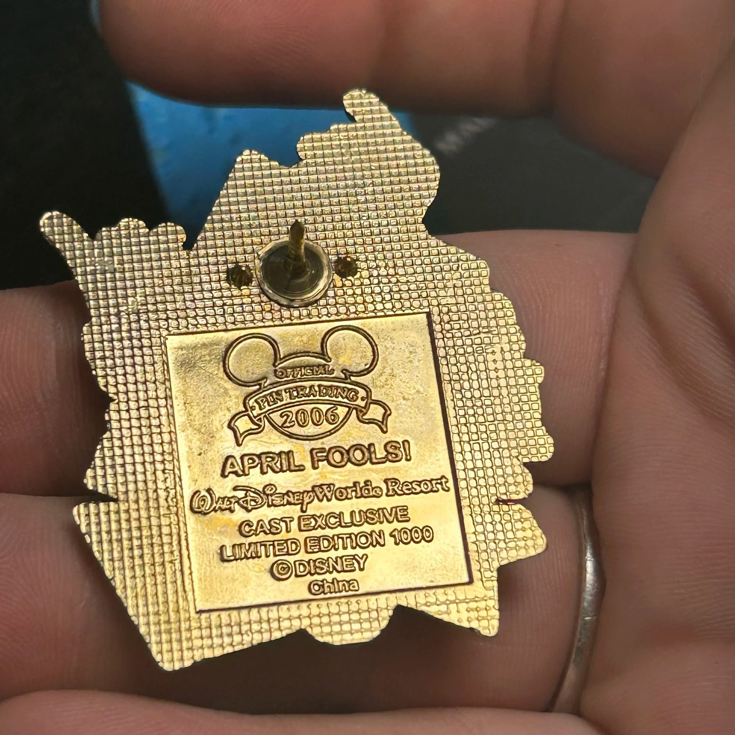 2006 - Goofy - April Fools Day - WDW - Cast Exclusive- LE 1,000 - Disney Pin