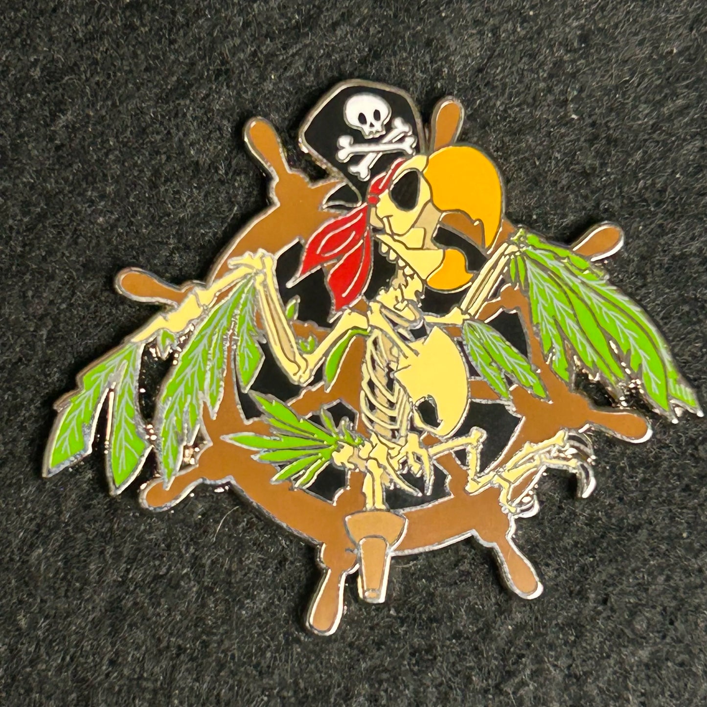2022 - Parrot Skeleton - Pirates of the Caribbean - Disney Pin