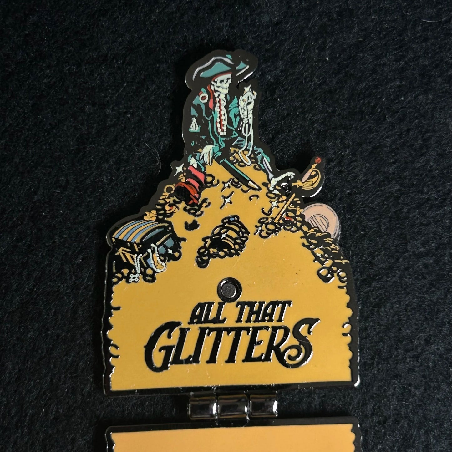 2025 - All That Glitters Be Not Gold - Pirates of the Caribbean - Hinge - Disney Pin