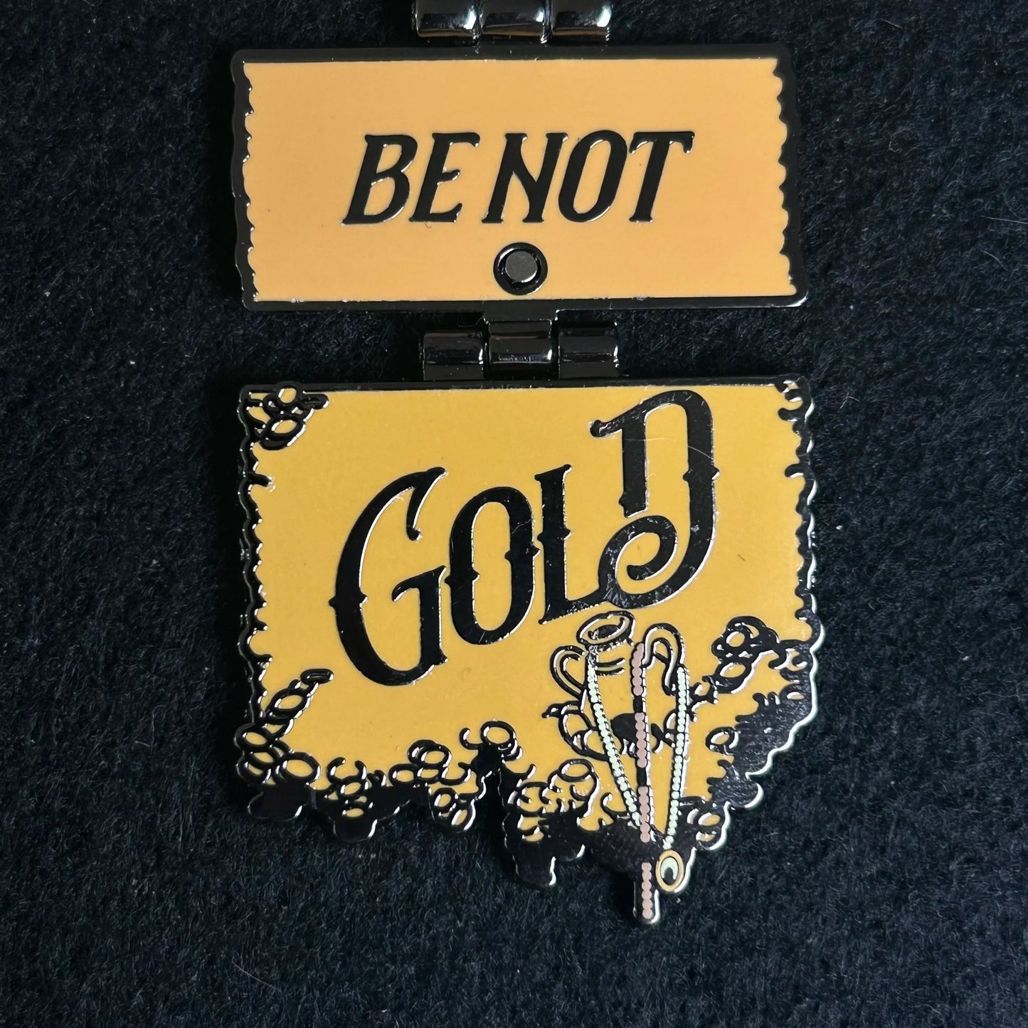 2025 - All That Glitters Be Not Gold - Pirates of the Caribbean - Hinge - Disney Pin