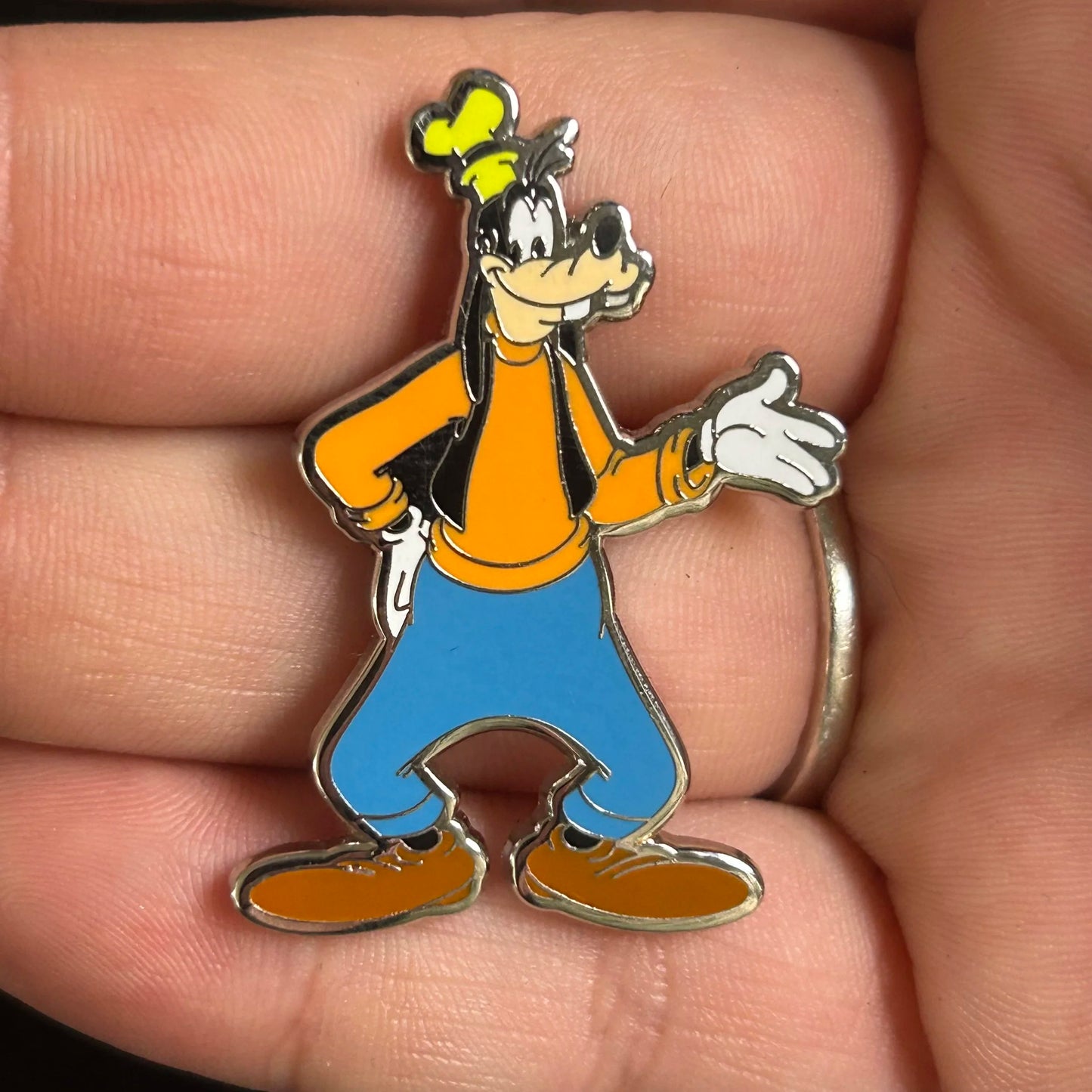 Goofy - Hand On Hip - MII - Disney Pin
