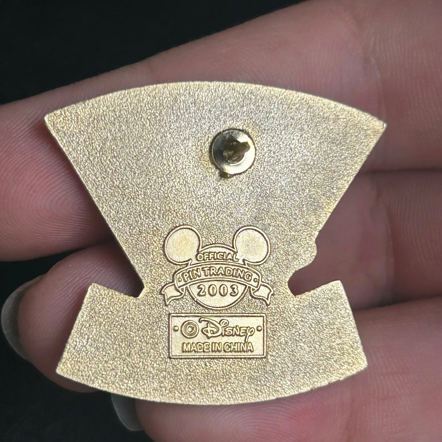 2003 - Mighty Ducks - Hockey Sticks - Disney Pin